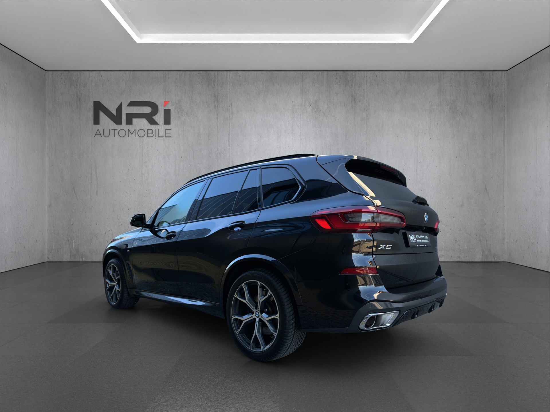 BMW X5 40i xDrive SAG-image-6