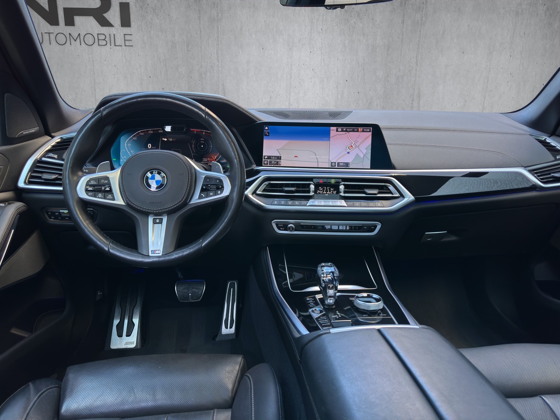 BMW X5 40i xDrive SAG-image-9