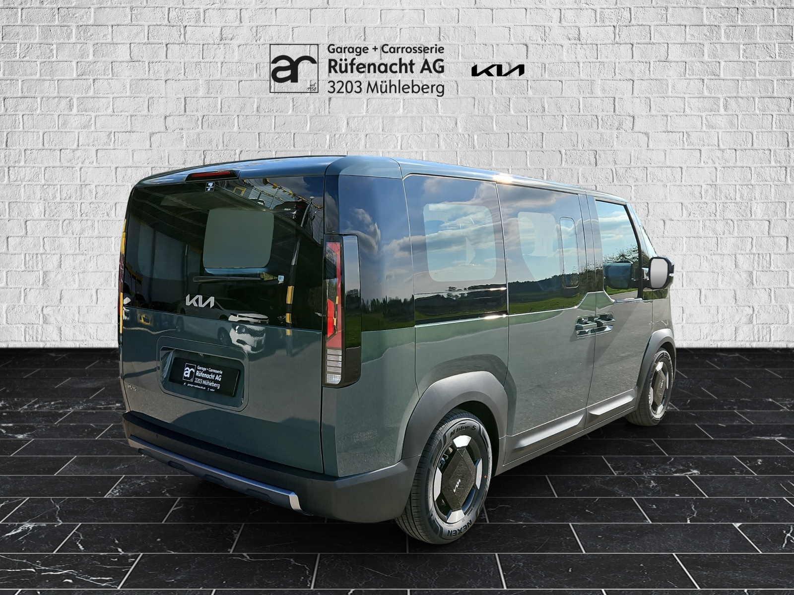 KIA PV5 Passenger 71.2 kWh Plus-showroom-element-1