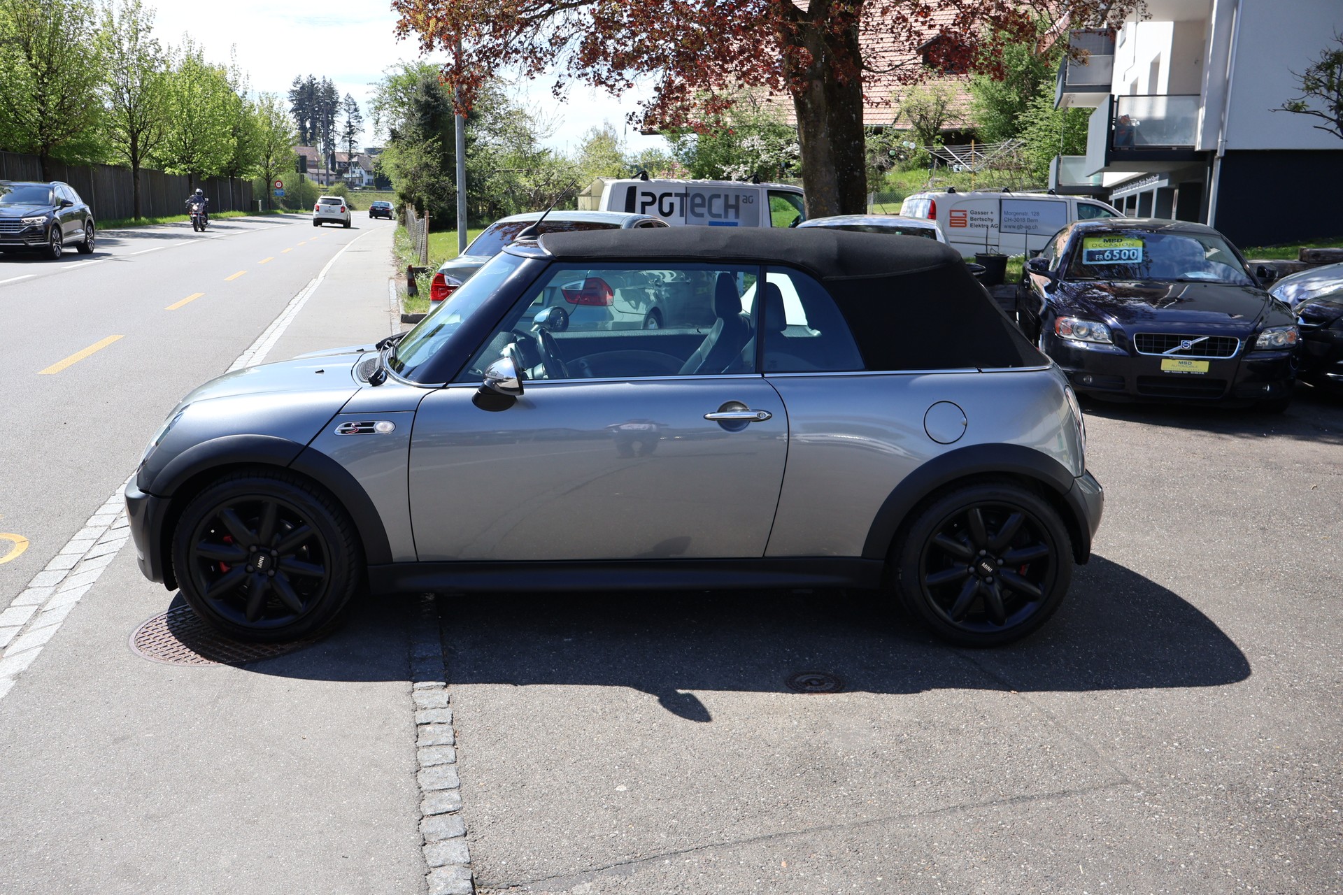 MINI Cooper S Cabriolet-image-6