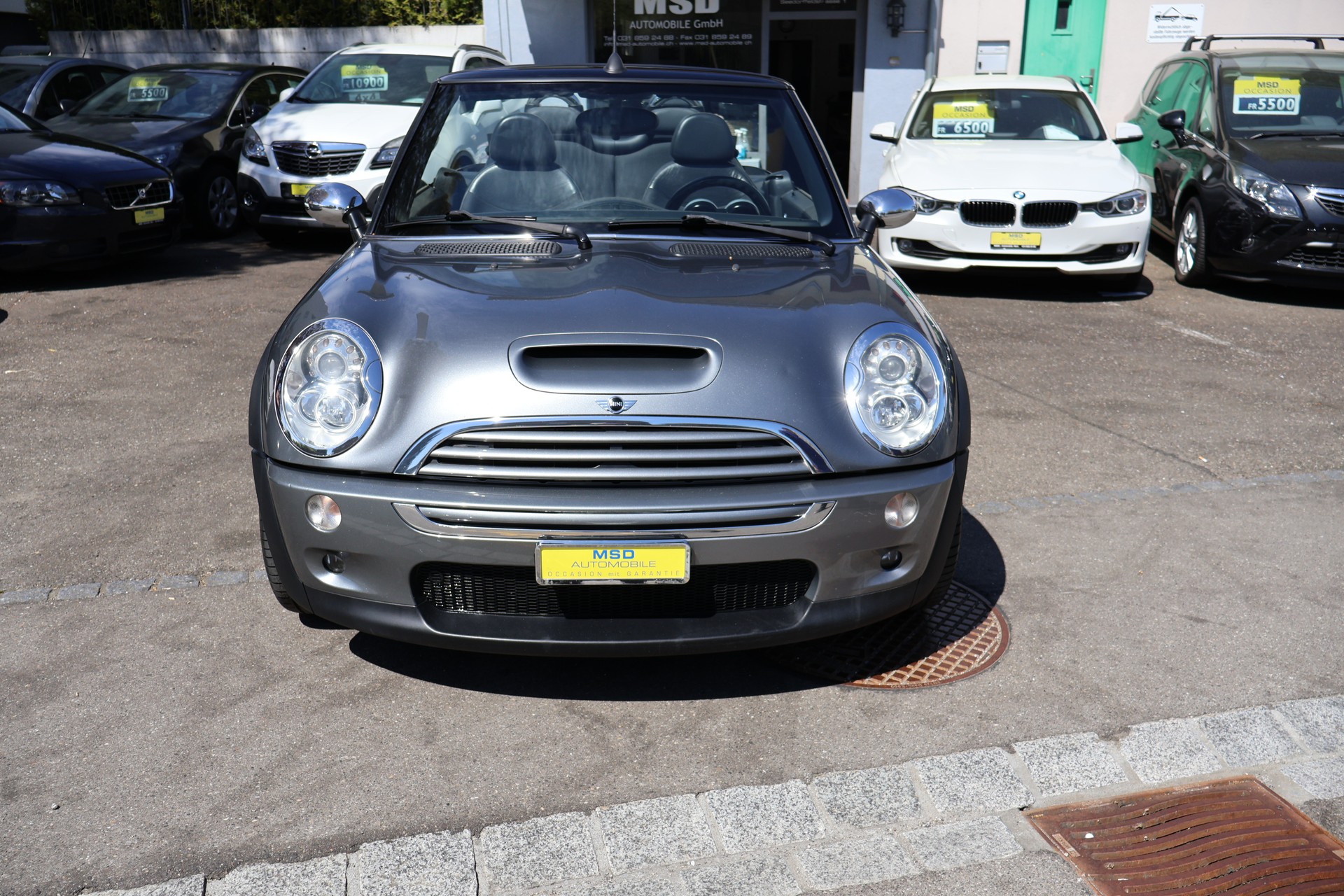 MINI Cooper S Cabriolet-image-2