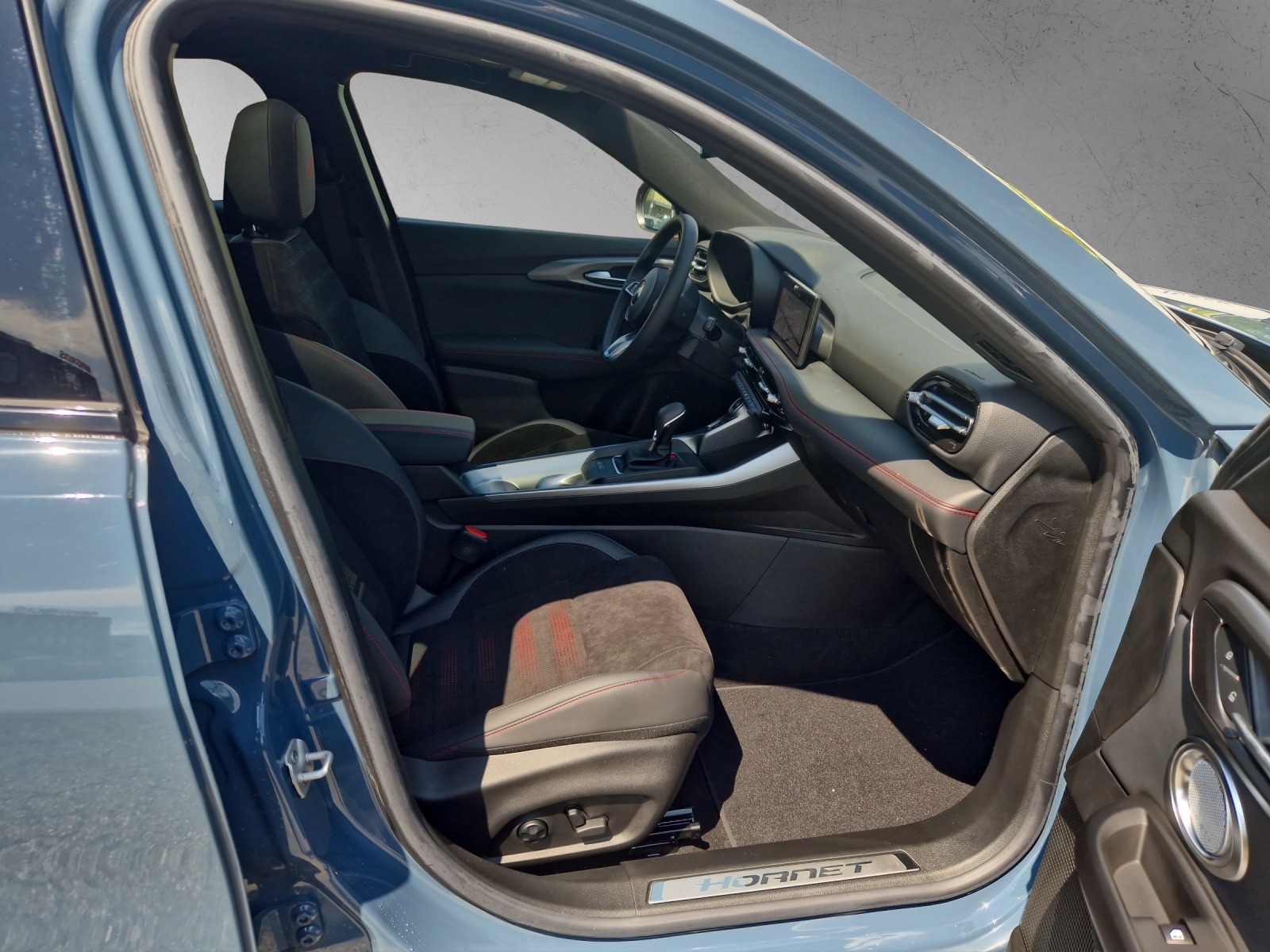 DODGE Hornet 2.0L GT Plus-image-14