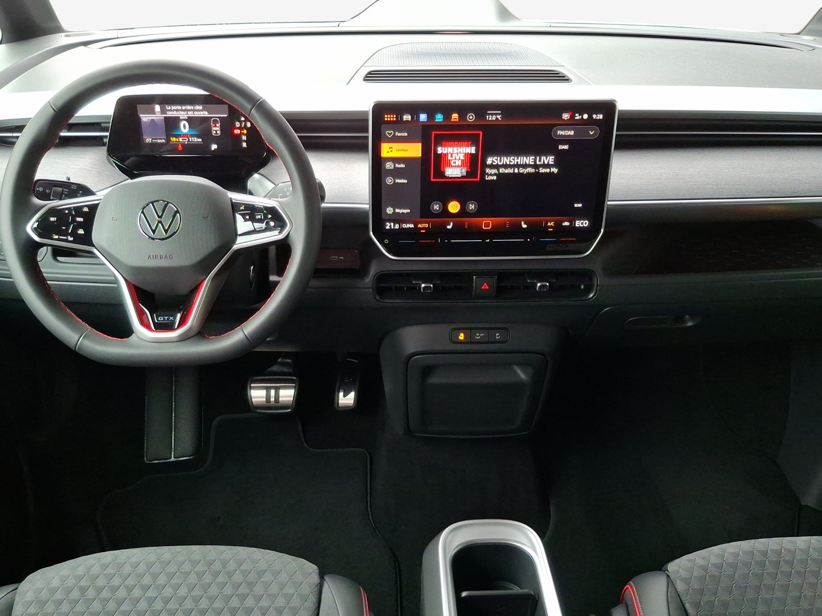 VW ID.Buzz LWB GTX 4 Motion-image-8