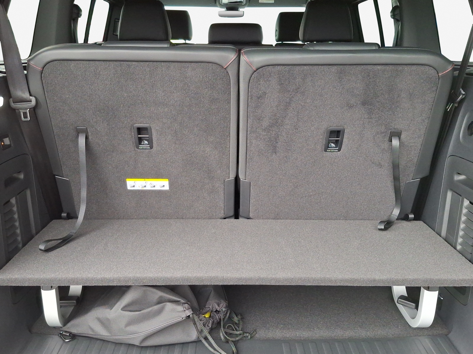 VW ID.Buzz LWB GTX 4 Motion-image-12