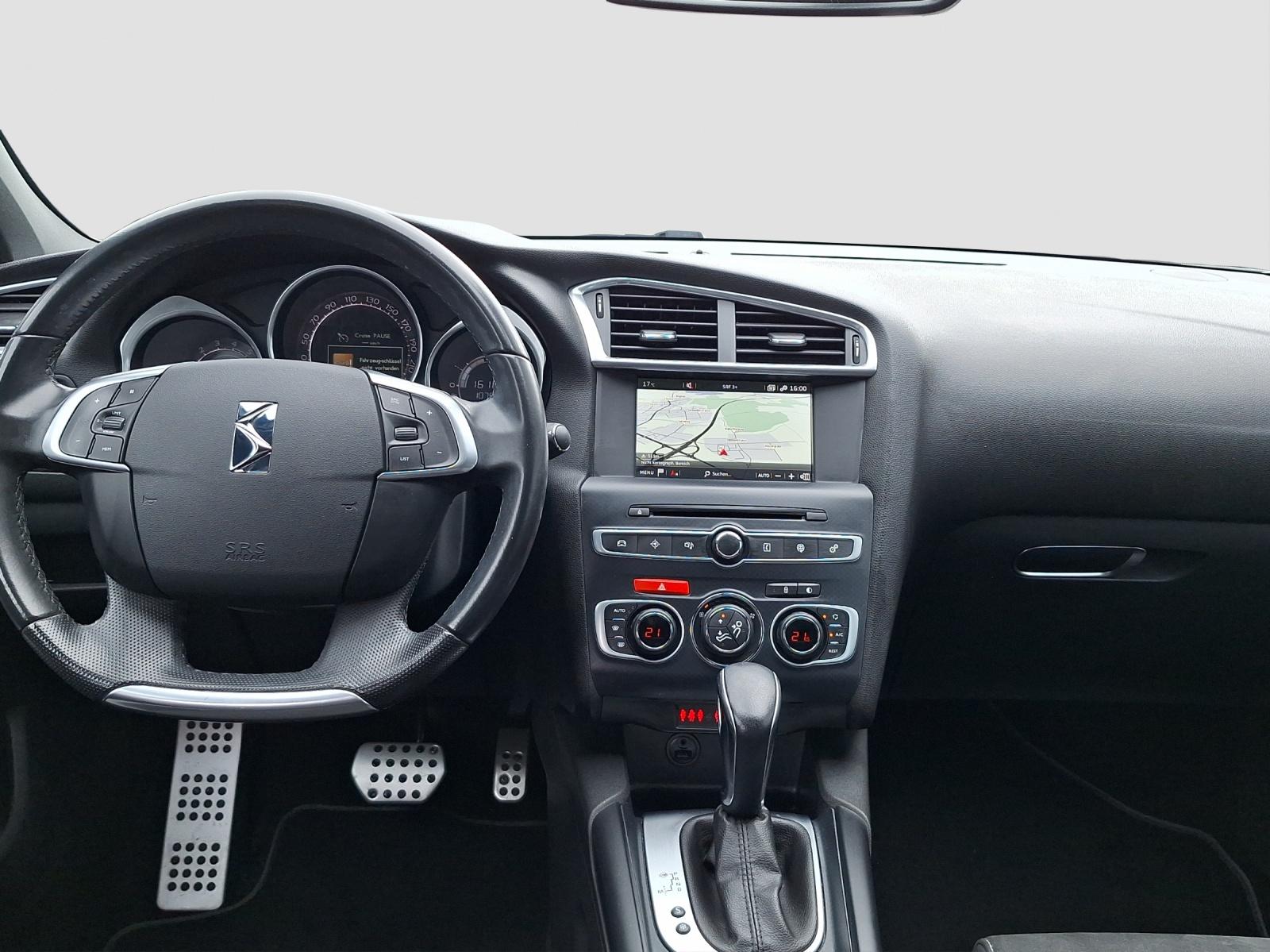 DS AUTOMOBILES 4 1.6 THP 165 Sport Chic-image-8