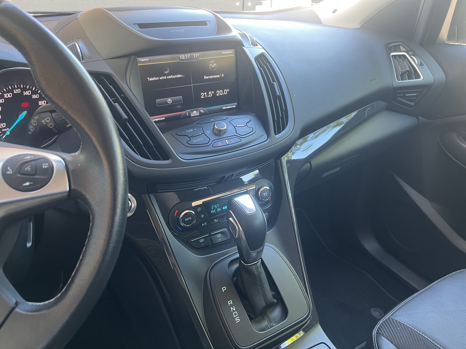 FORD Kuga 2.0 TDCi 180 Carving FPS-image-15