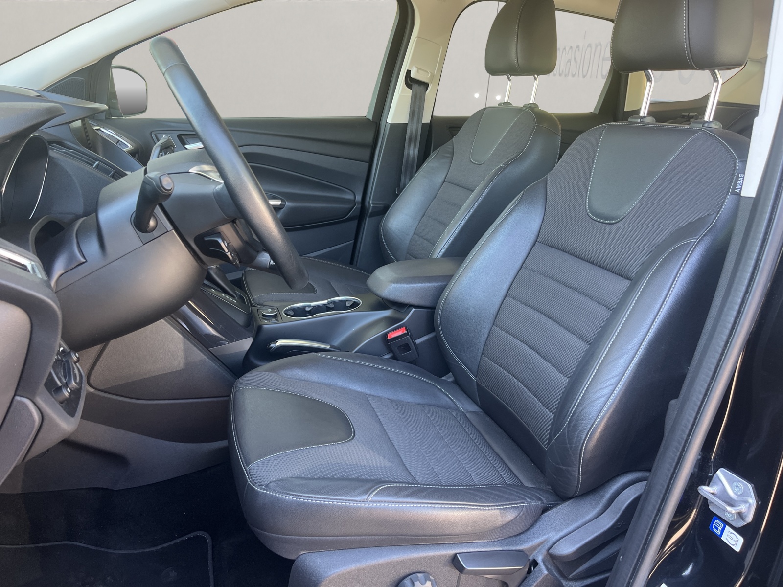 FORD Kuga 2.0 TDCi 180 Carving FPS-image-11