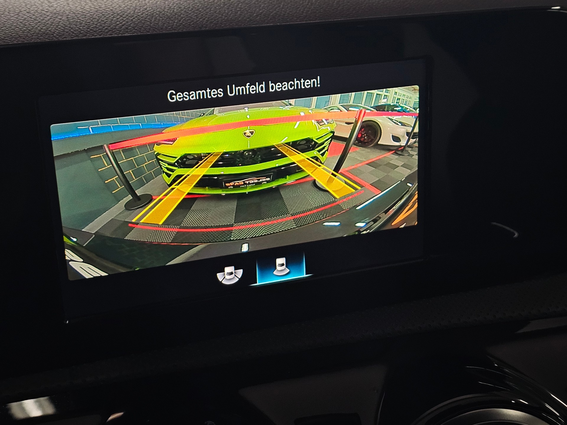 MERCEDES-BENZ A 250 AMG Line 7G-DCT-image-13