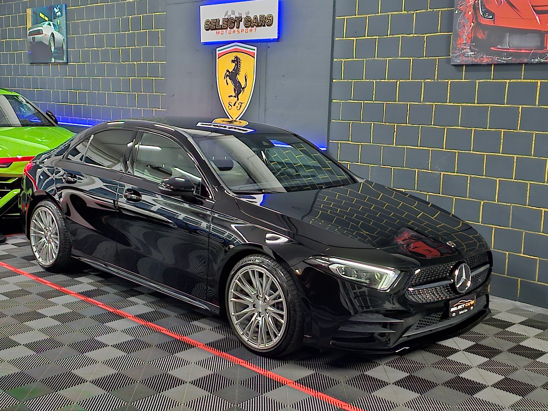 MERCEDES-BENZ A 250 AMG Line 7G-DCT