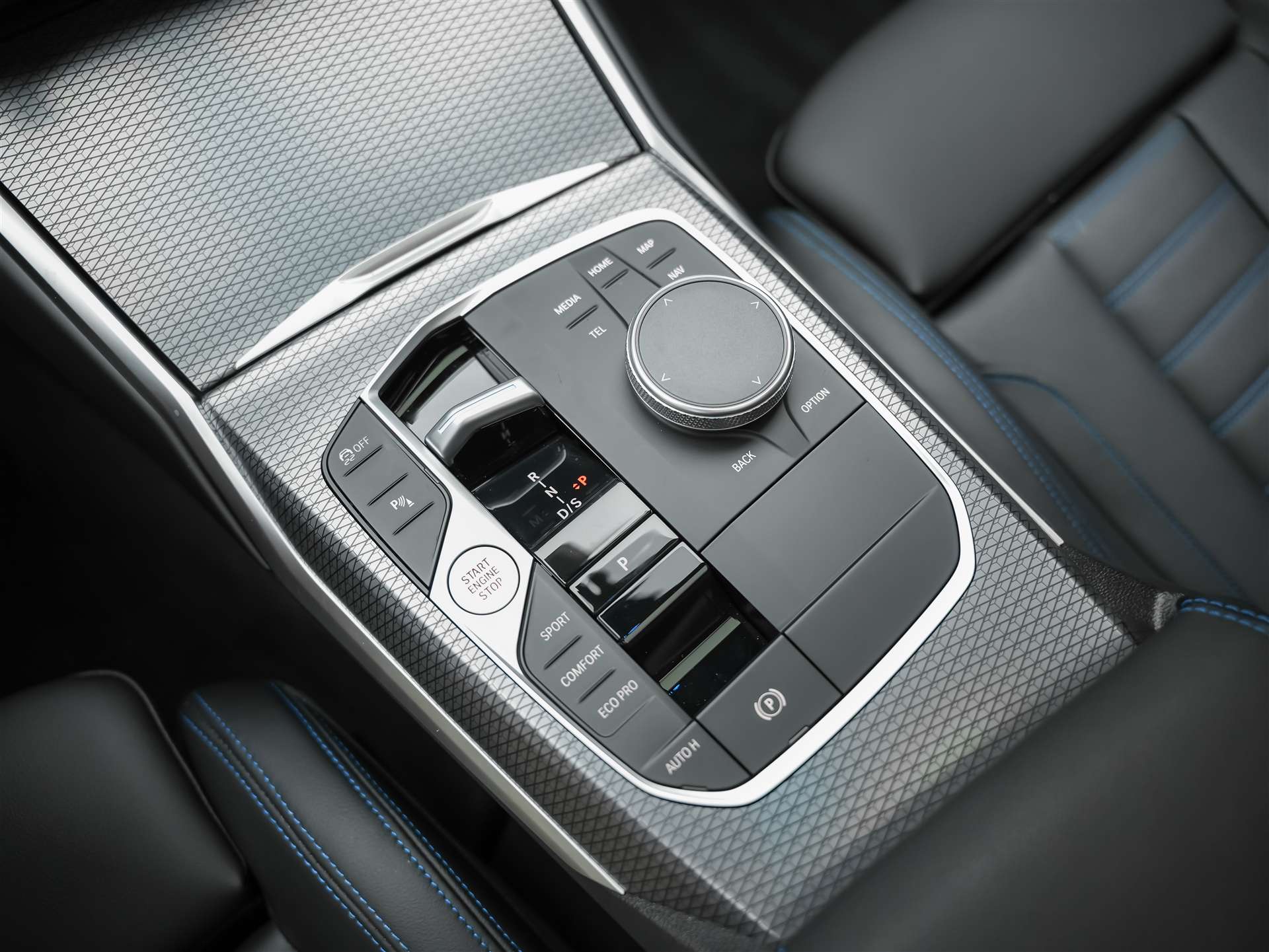 BMW 320d xDrive Steptronic M Sport Pro *Werksgarantie*Leder Vernasca*Panorama*Head Up*-image-23
