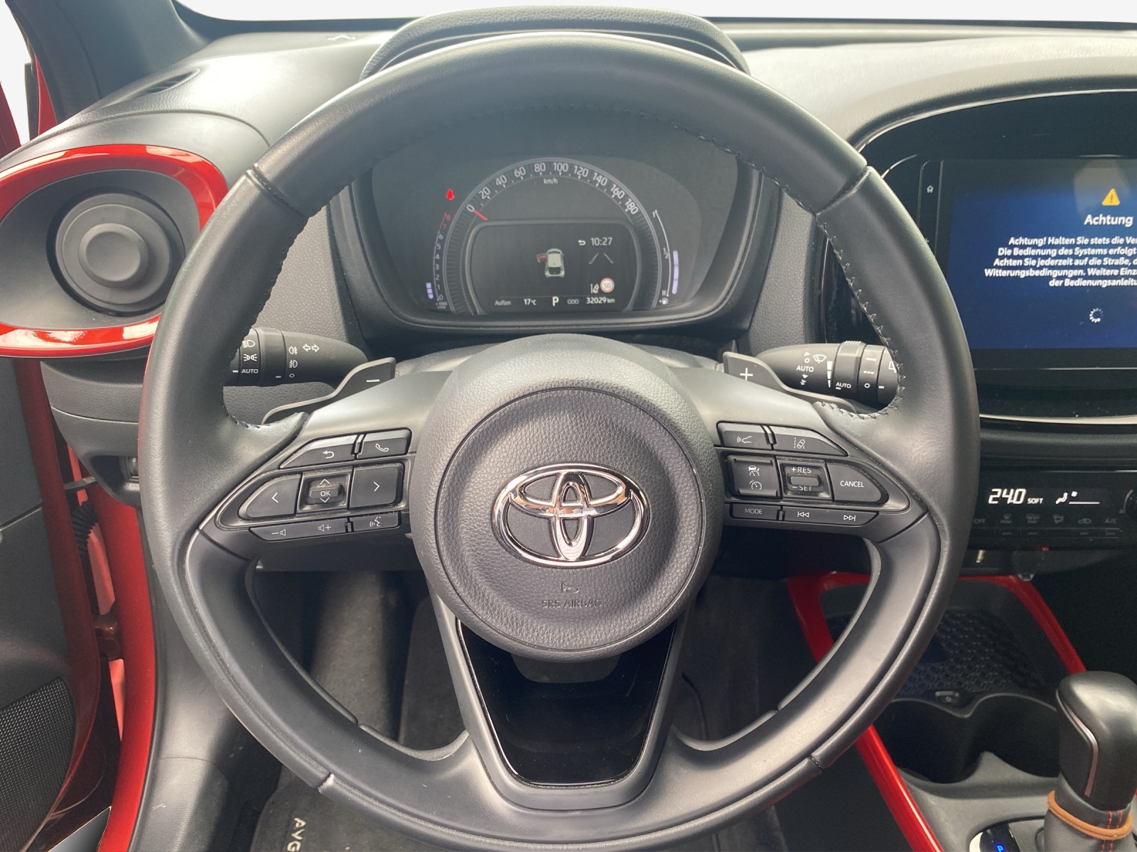 TOYOTA Aygo X 1.0 VVT-i Comfort CVT-image-9