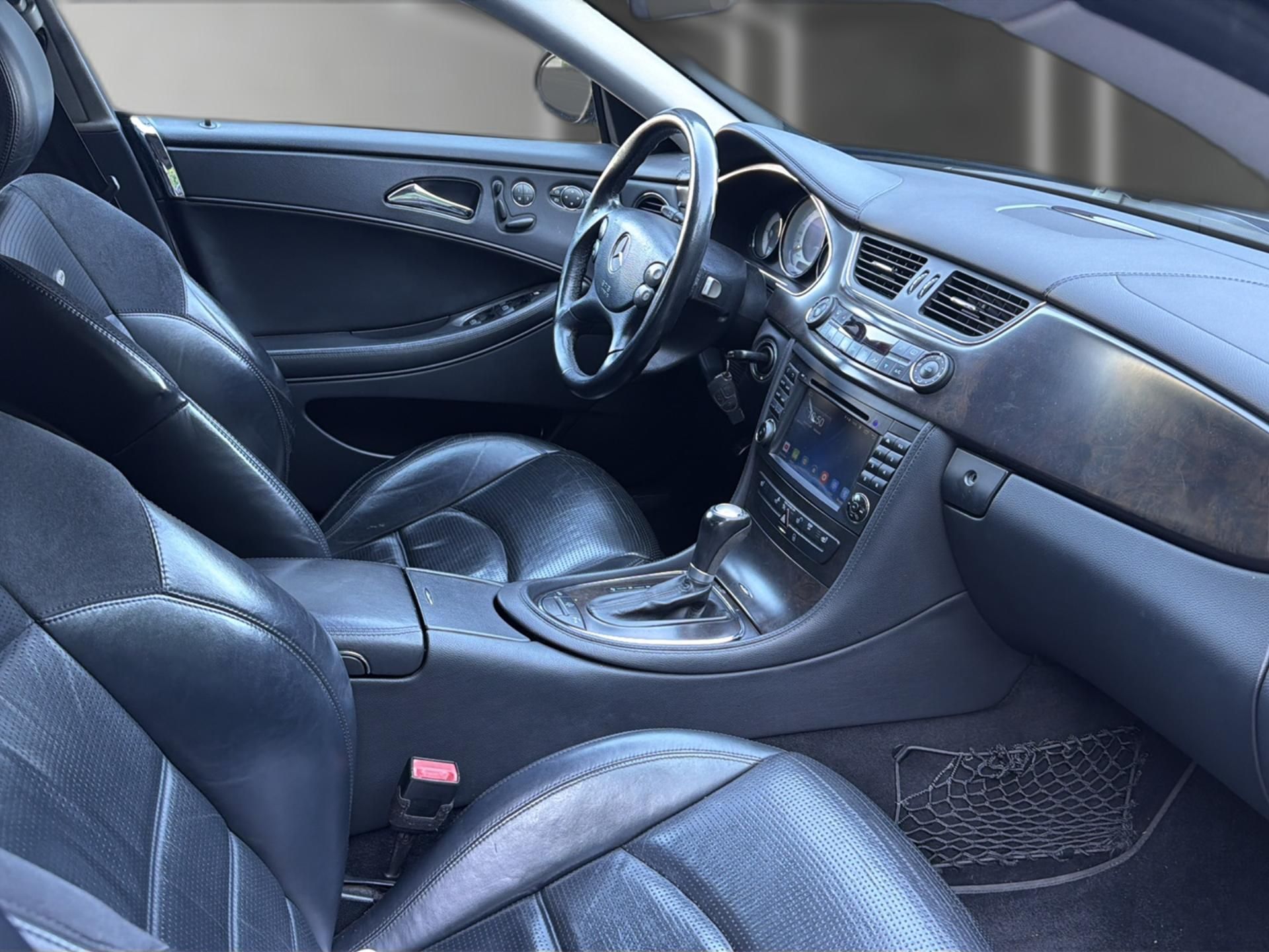 MERCEDES-BENZ CLS 55 AMG Automatic-image-15