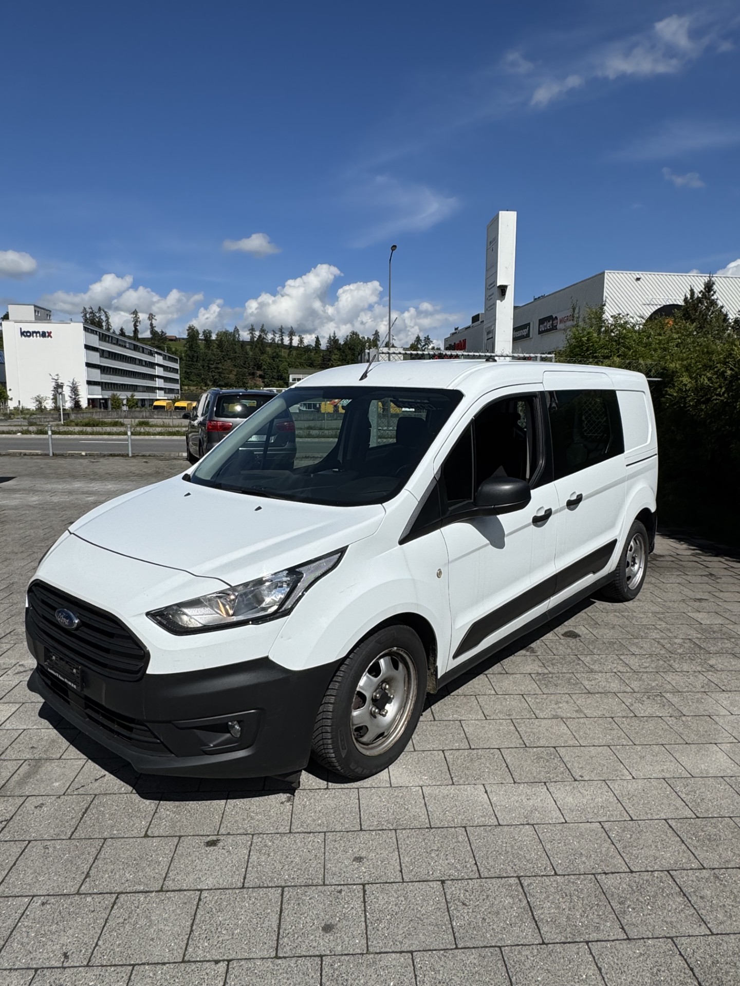 FORD 1.5 EcoBlue 120 Ambiente-image-1