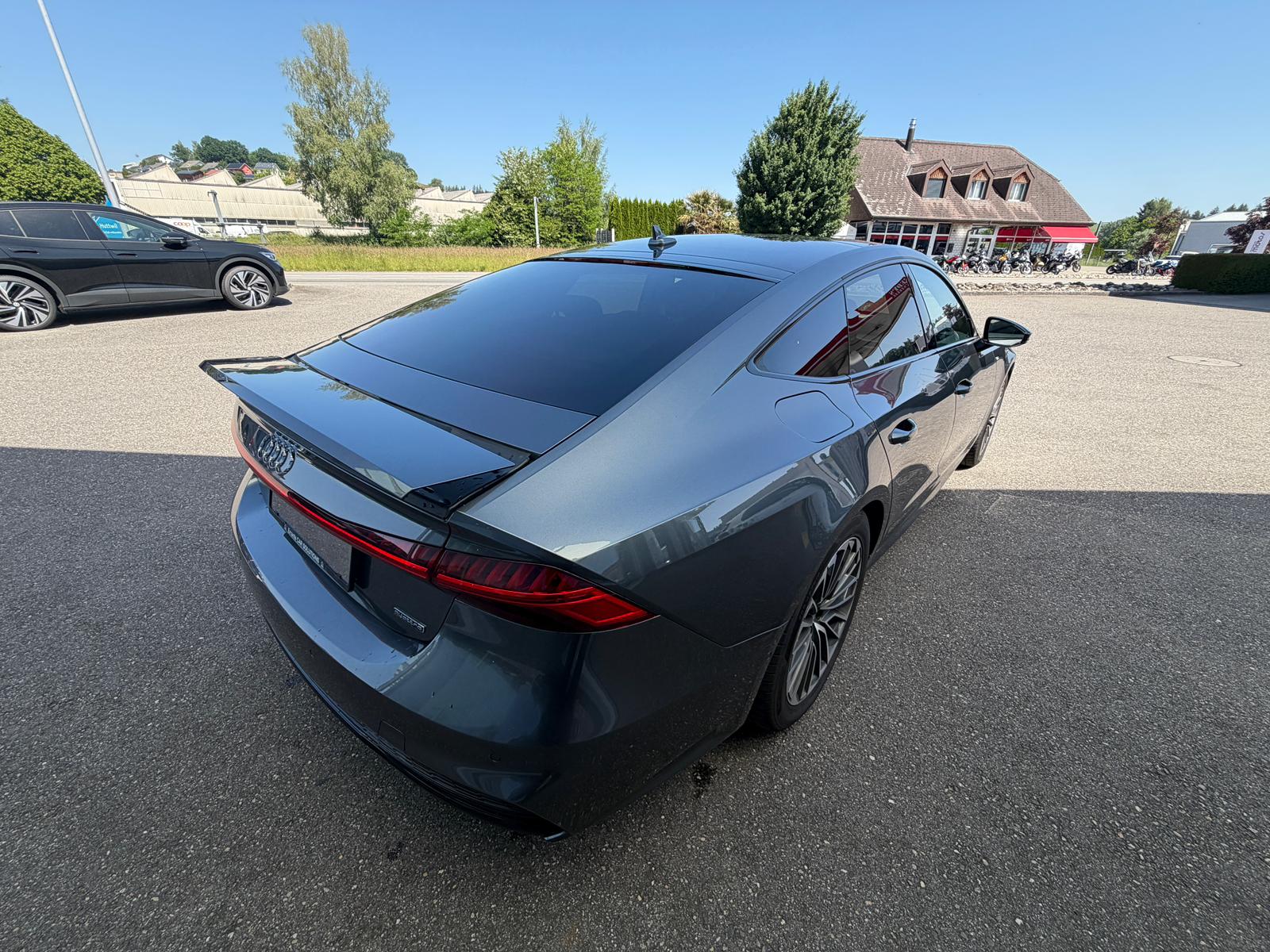 AUDI A7 Sportback 55 TFSI e quattro S-tronic-image-5