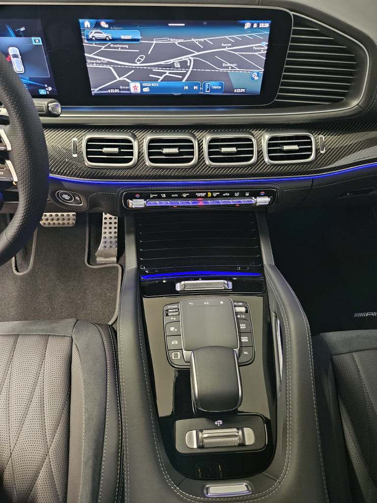 MERCEDES-BENZ GLE 63 S AMG 4Matic+-image-10