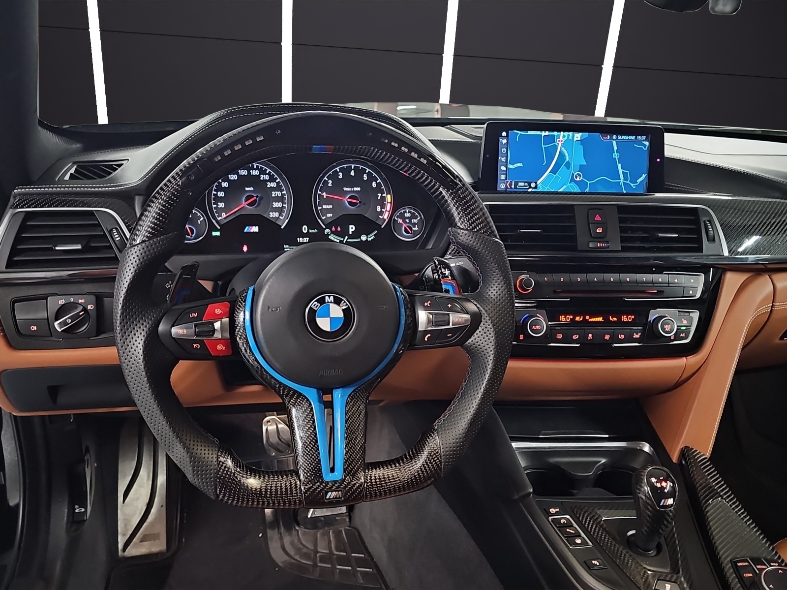 BMW M4 Coupé Competition DKG-image-8
