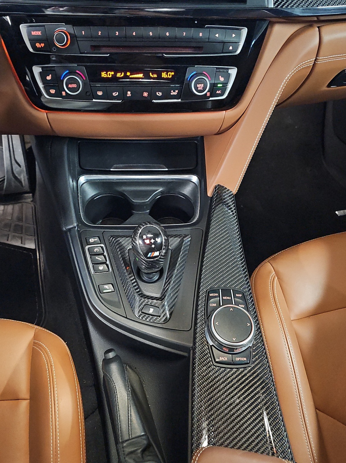 BMW M4 Coupé Competition DKG-image-14
