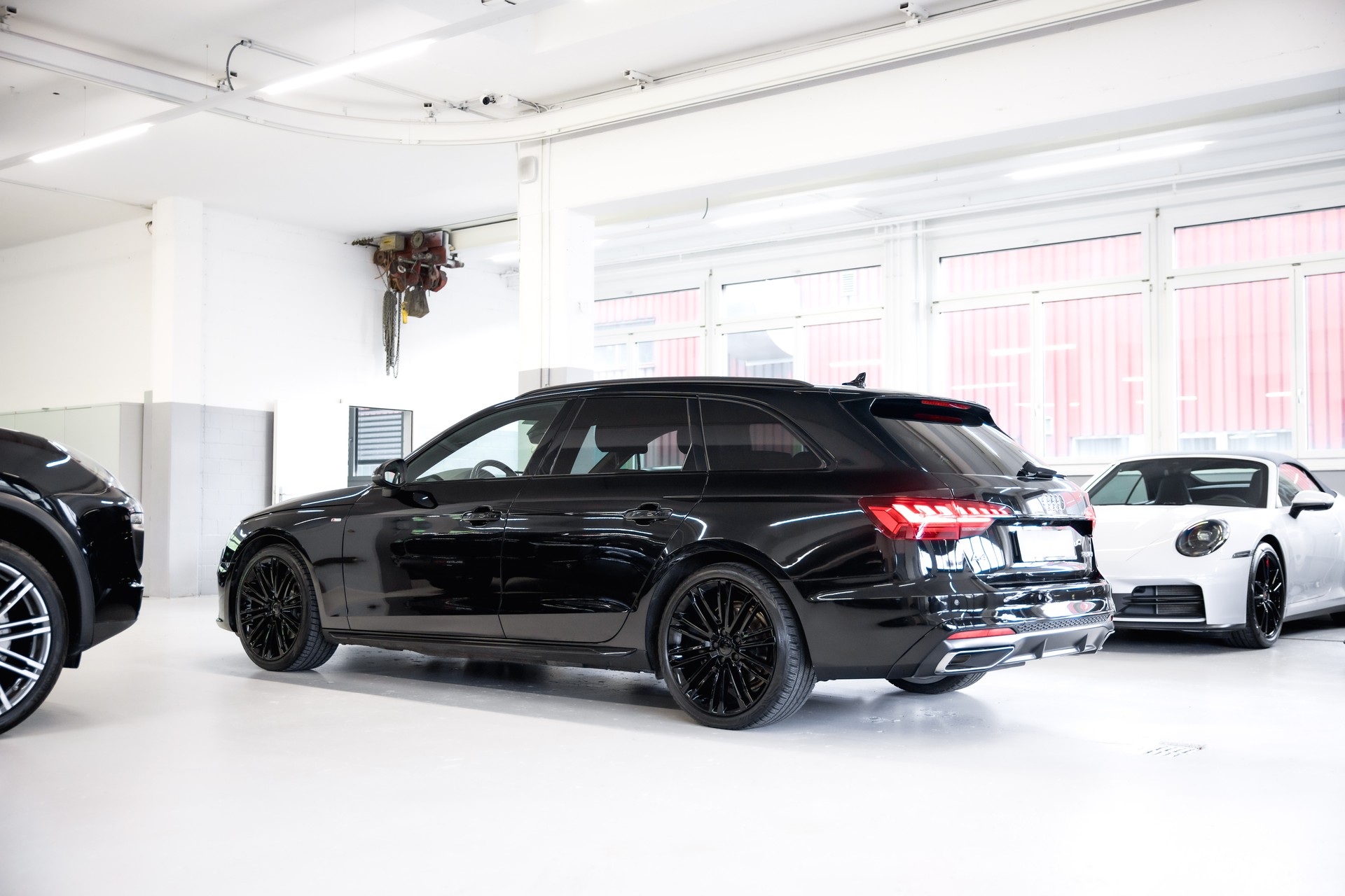 AUDI A4 Avant 35 TFSI S Line Sport S-Tronic-image-7