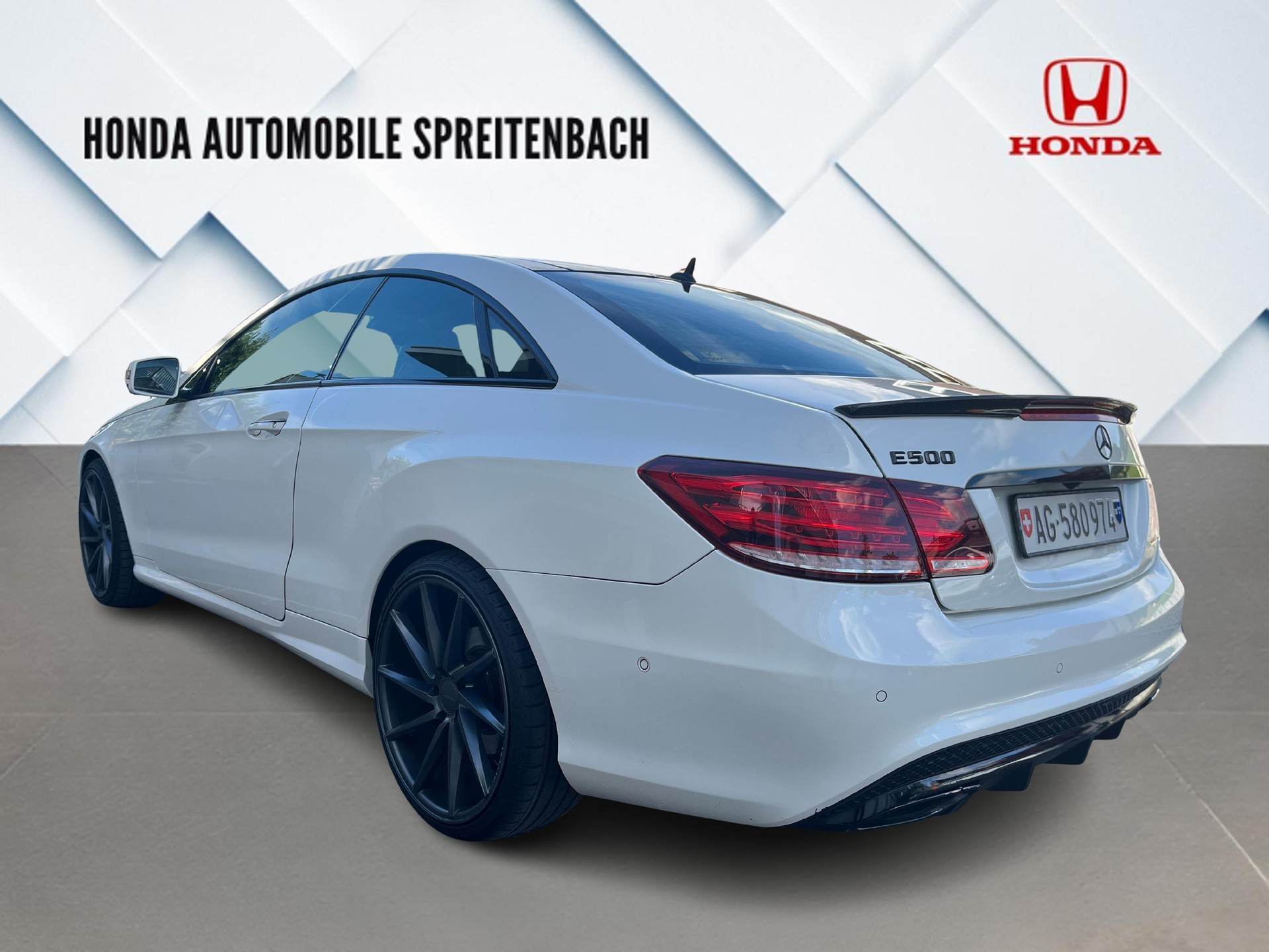 MERCEDES-BENZ E 500 V8 Coupé AMG Line mit Voll-Austattung-showroom-element-2
