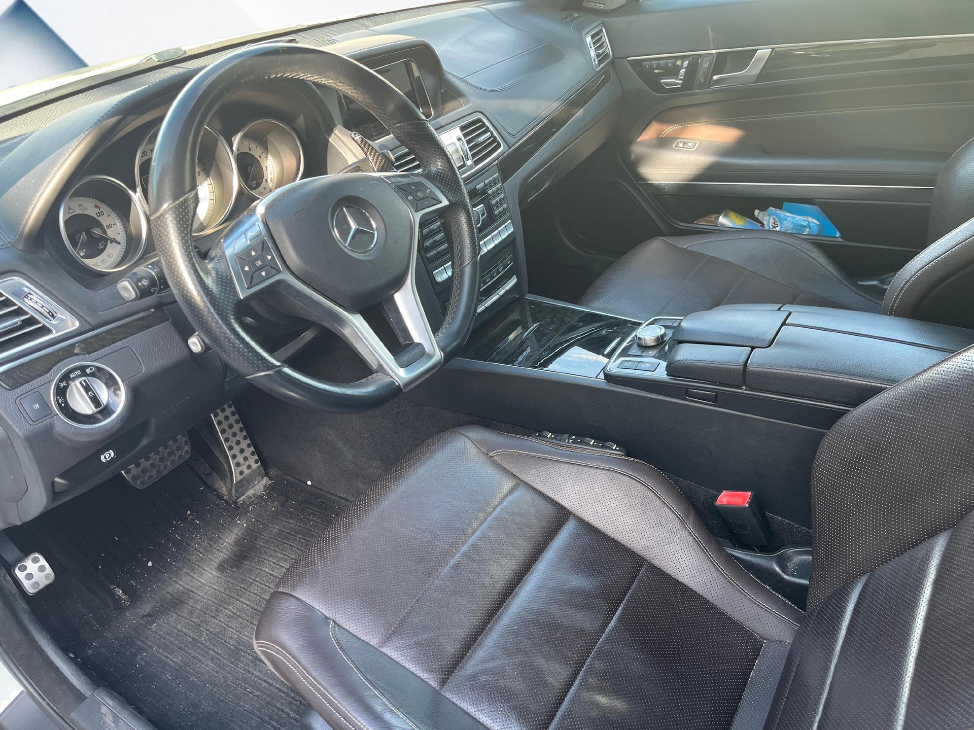 MERCEDES-BENZ E 500 V8 Coupé AMG Line mit Voll-Austattung-image-9