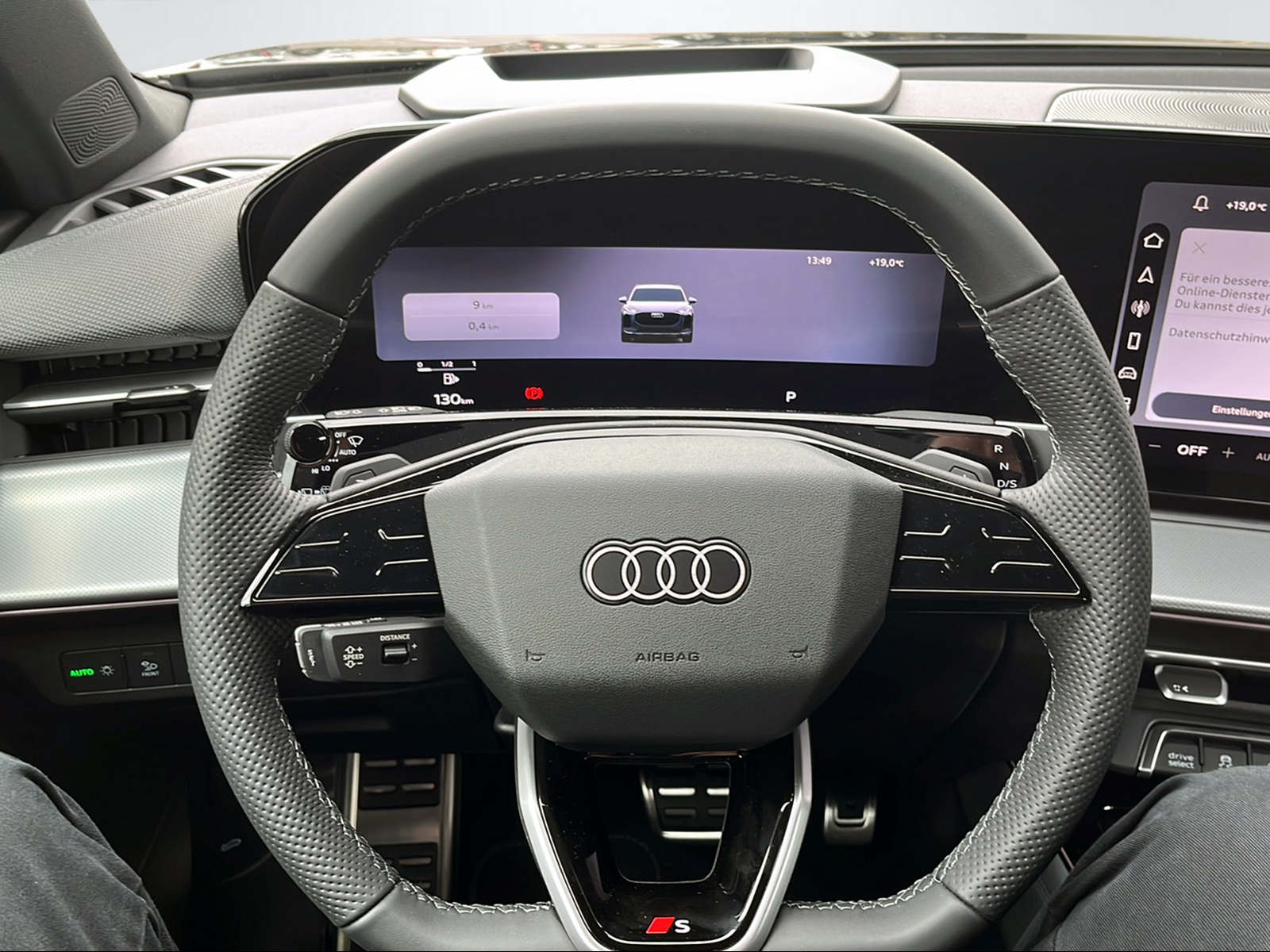 AUDI Q3 SUV TDI quattro 142 kW S t 2000ccm 193PS/142kW 4 Zylinder TDI Diesel-image-11