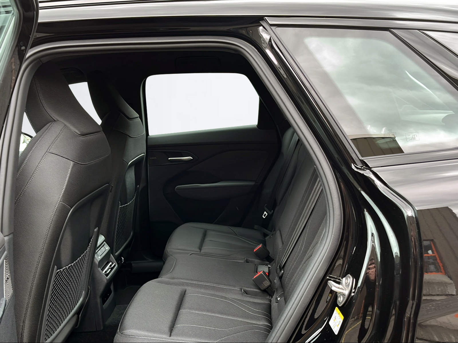 AUDI Q3 SUV TDI quattro 142 kW S t 2000ccm 193PS/142kW 4 Zylinder TDI Diesel-image-8