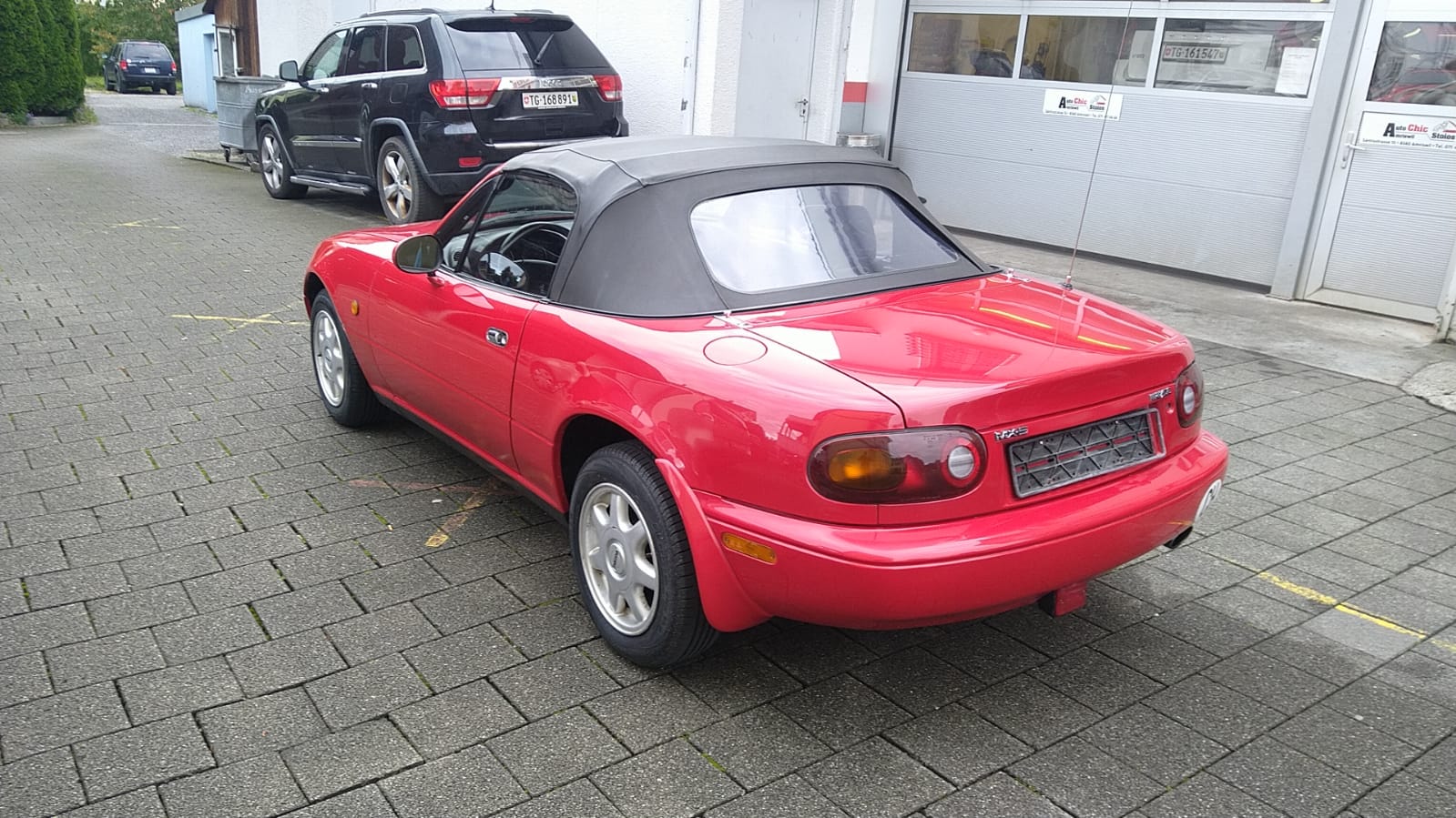 MAZDA MX-5 1.6i-16-image-3