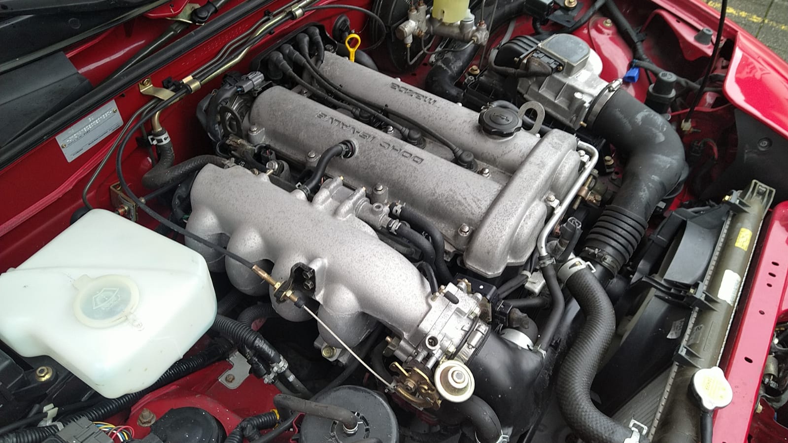 MAZDA MX-5 1.6i-16-image-14