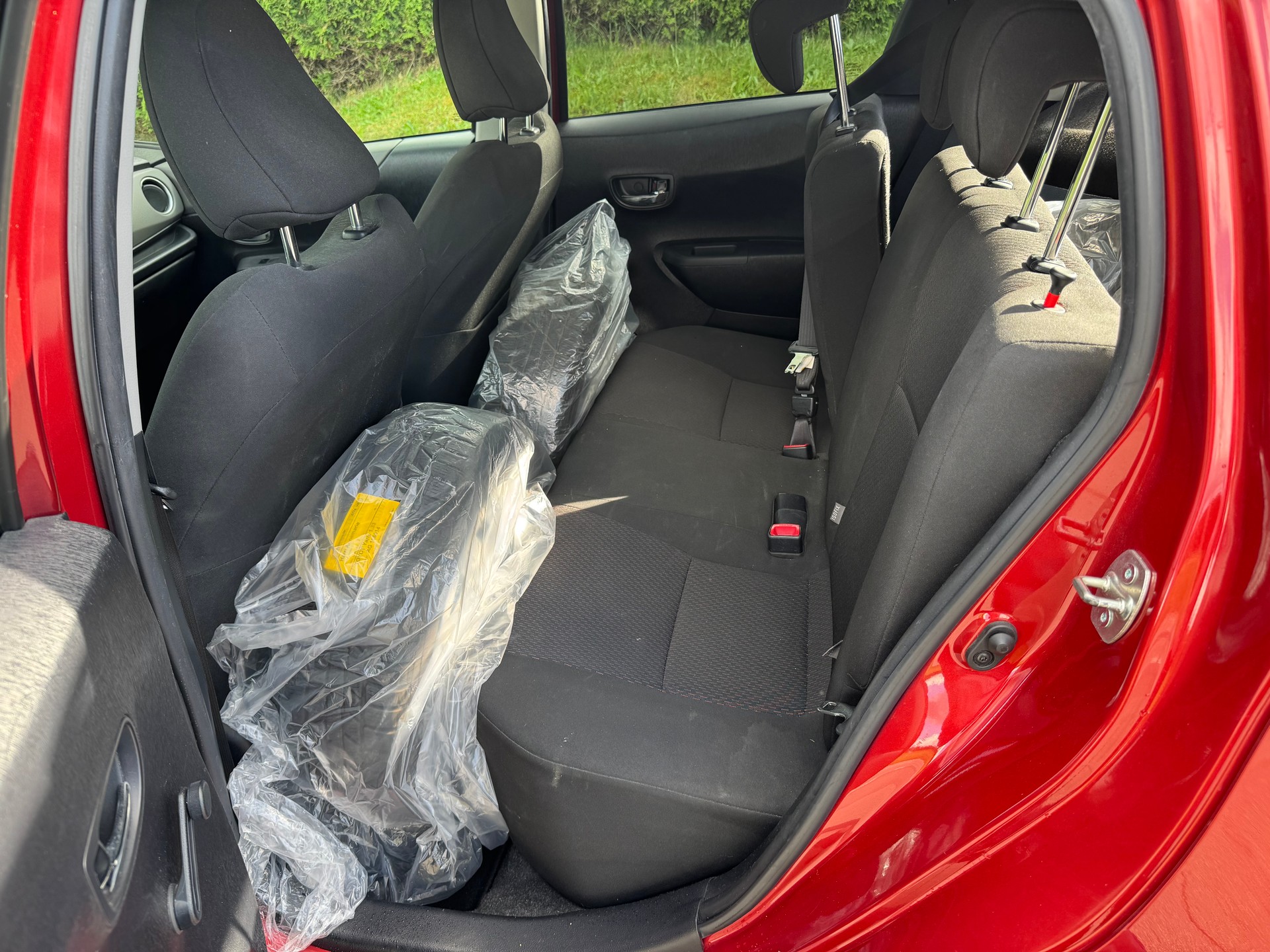 TOYOTA Yaris 1.33 Style Multidrive-image-9