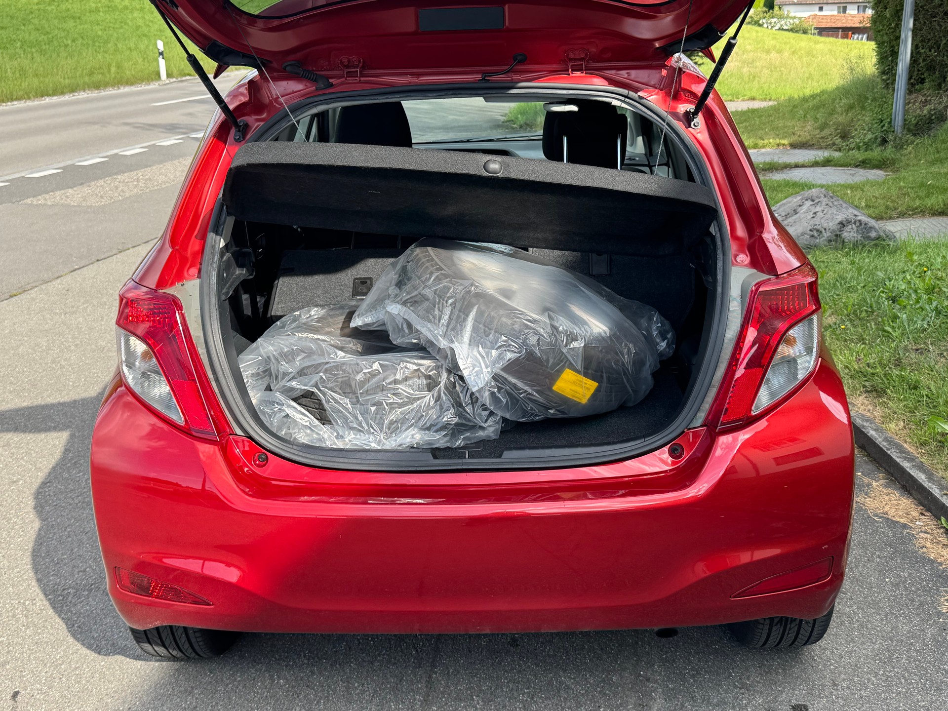 TOYOTA Yaris 1.33 Style Multidrive-image-6