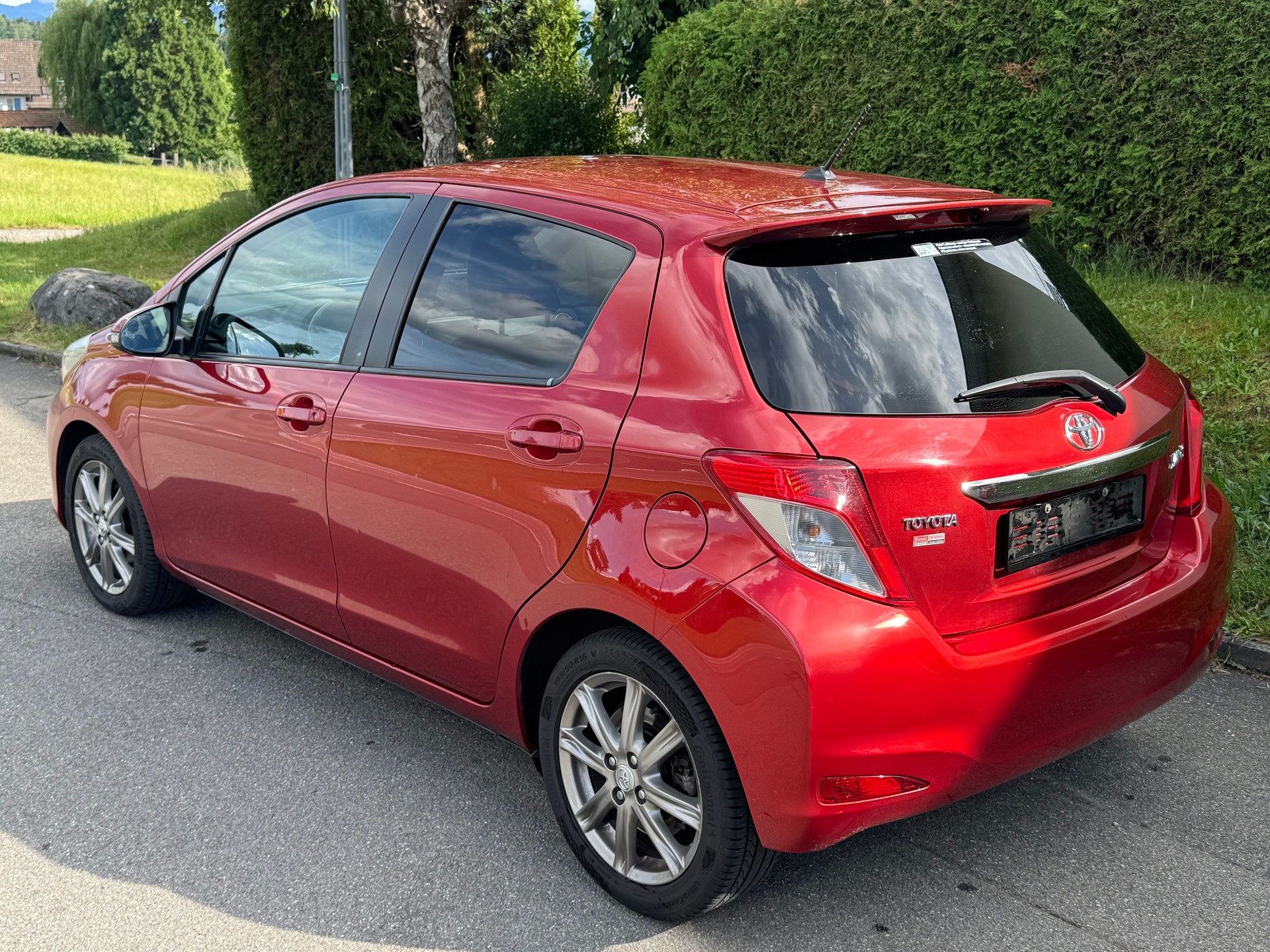 TOYOTA Yaris 1.33 Style Multidrive-image-3