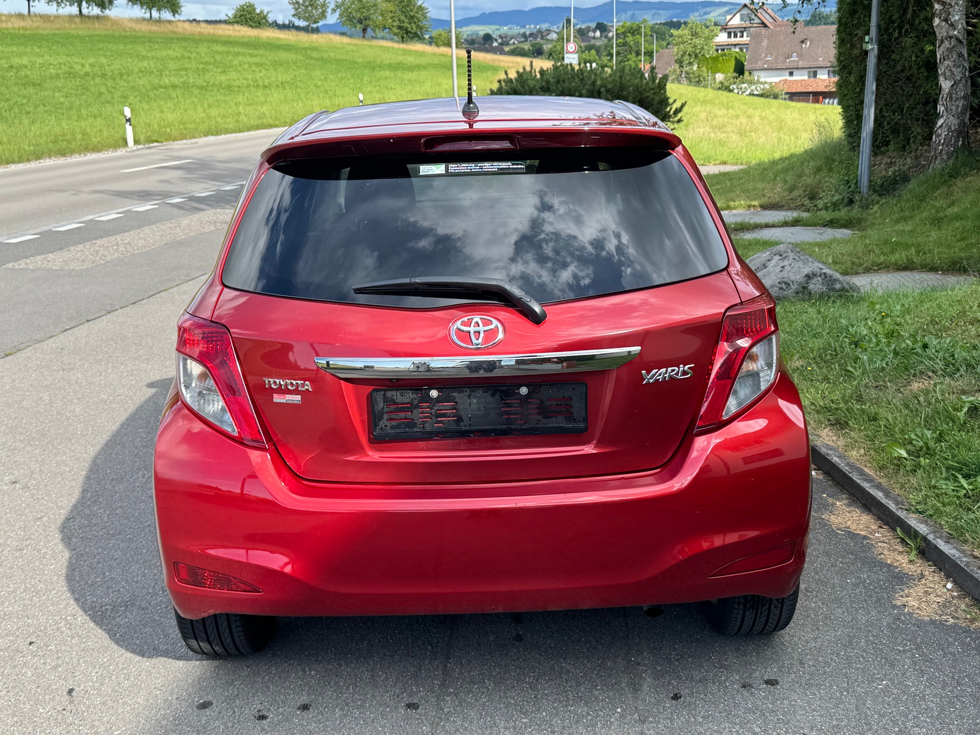 TOYOTA Yaris 1.33 Style Multidrive-image-5