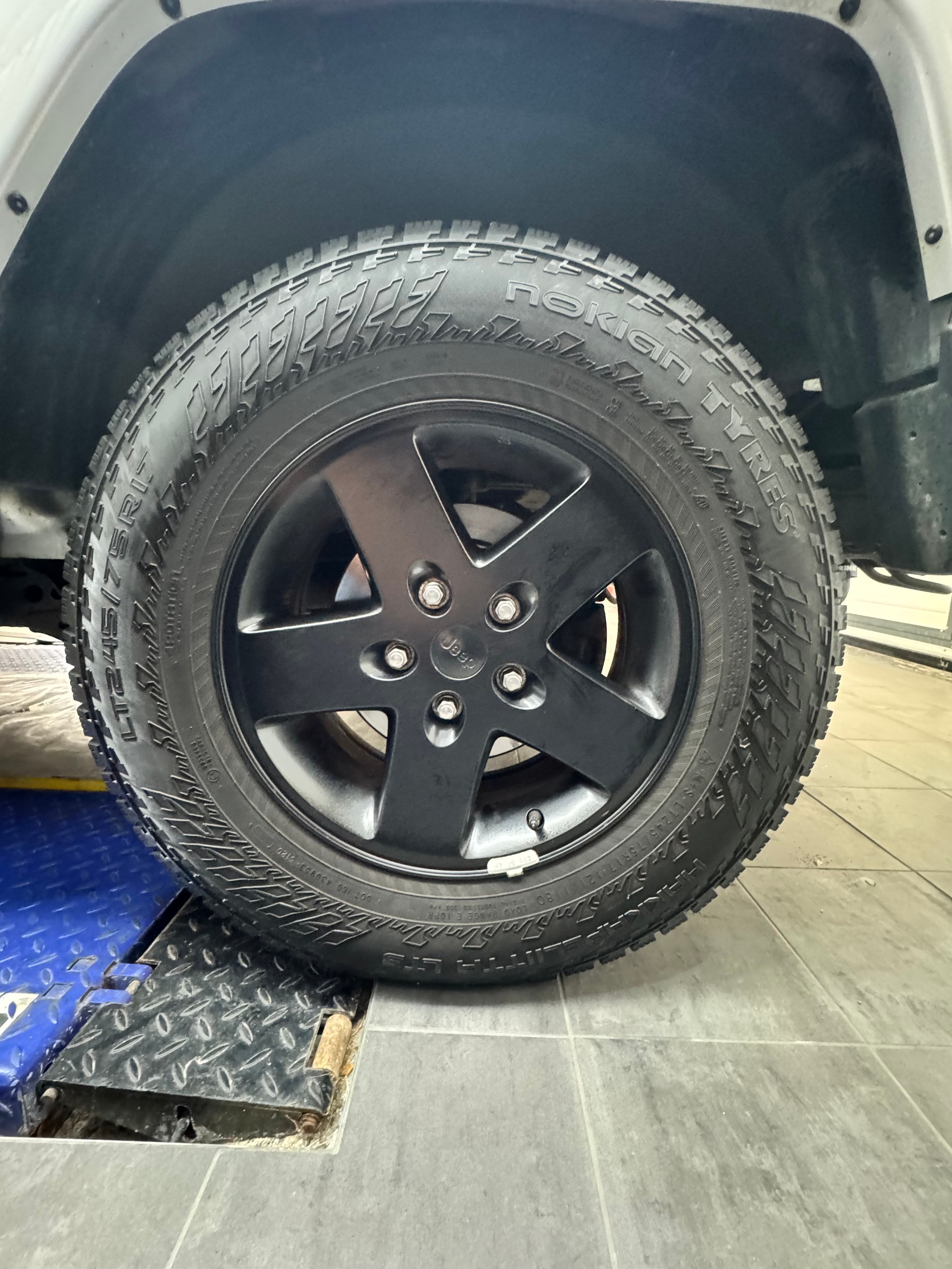 JEEP Wrangler 3.6 Unlimited Arctic Automatic-image-12