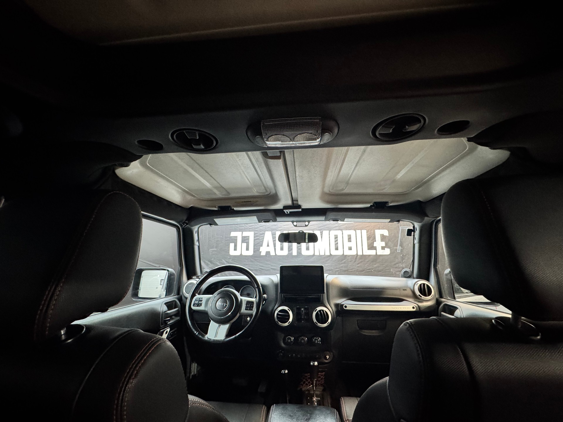 JEEP Wrangler 3.6 Unlimited Arctic Automatic-image-9