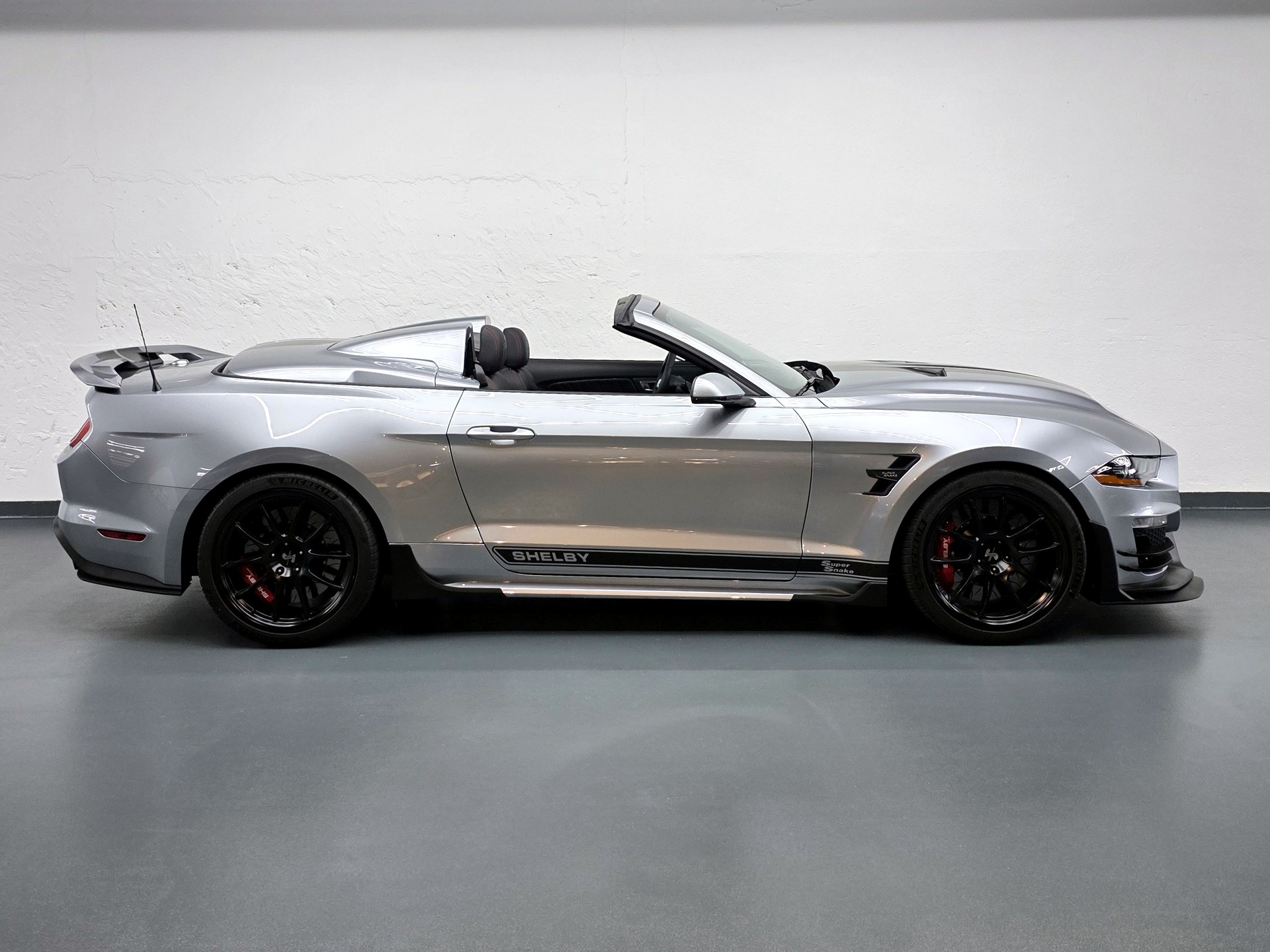 FORD Mustang Shelby Super Snake Speedster