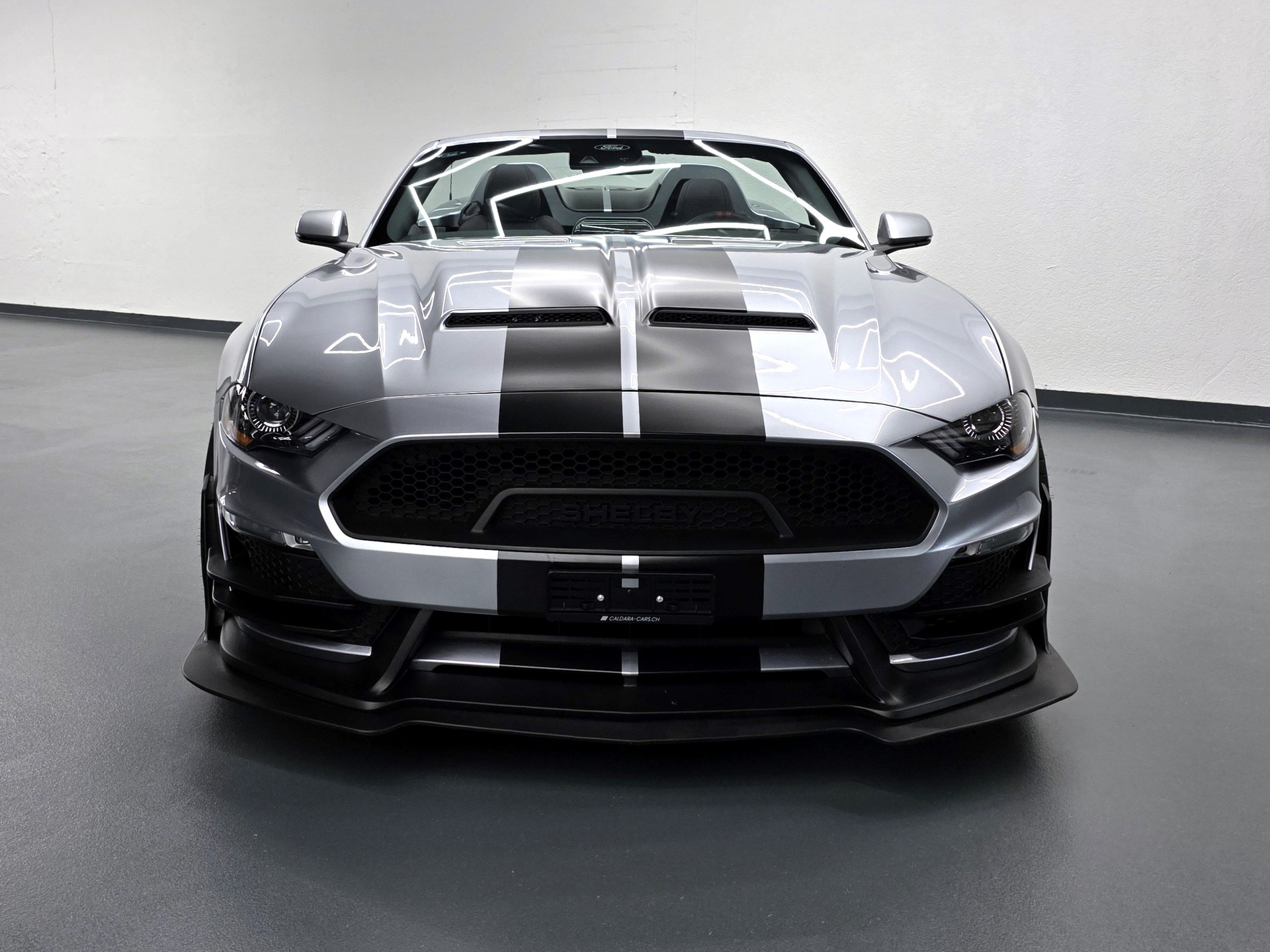 FORD Mustang Shelby Super Snake Speedster-showroom-element-3