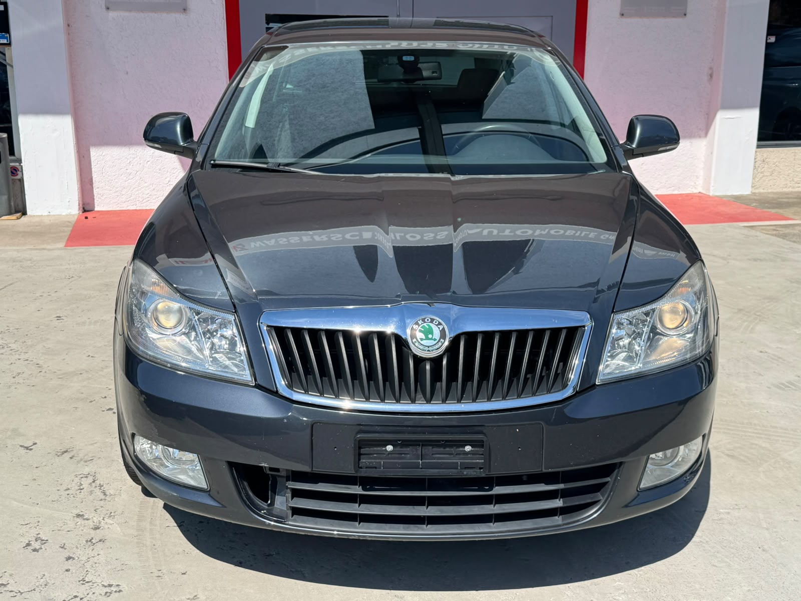SKODA Octavia Combi 1.6 TDI Adventure 4x4-showroom-element-2