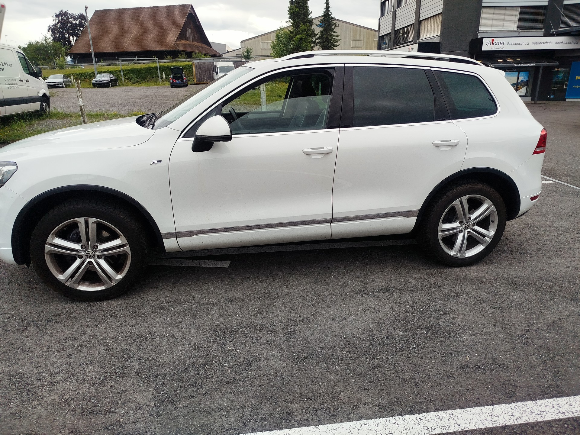 VW R-image-2