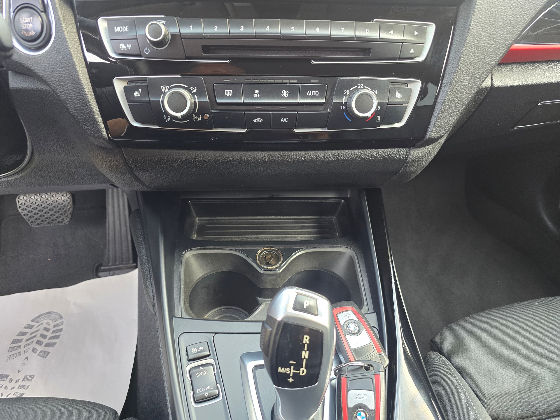 BMW 118i Urban Line Steptronic-image-20