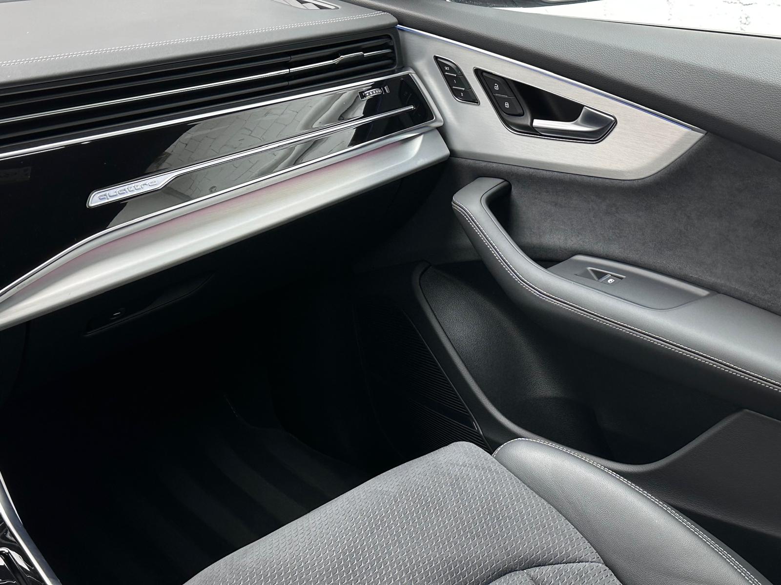 AUDI Q8 SUV 50 TDI quattro tiptronic S-Line-image-23