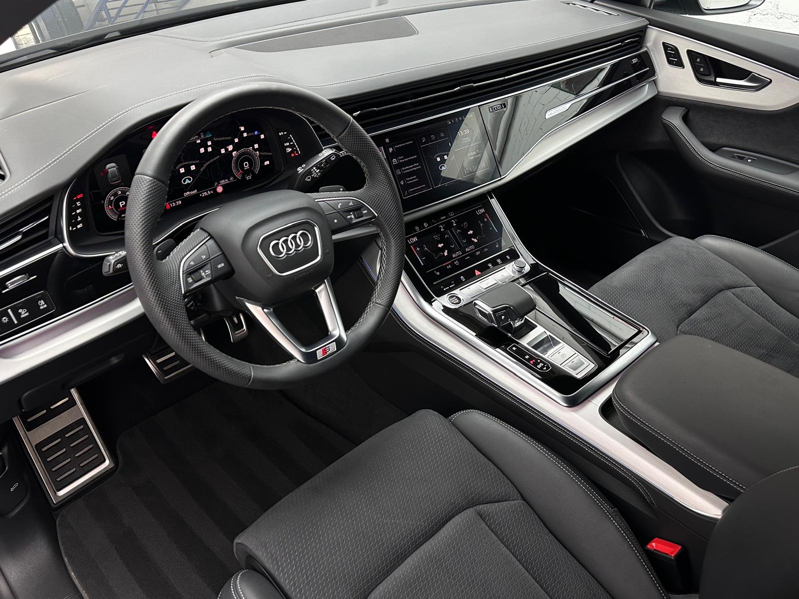 AUDI Q8 SUV 50 TDI quattro tiptronic S-Line-image-6