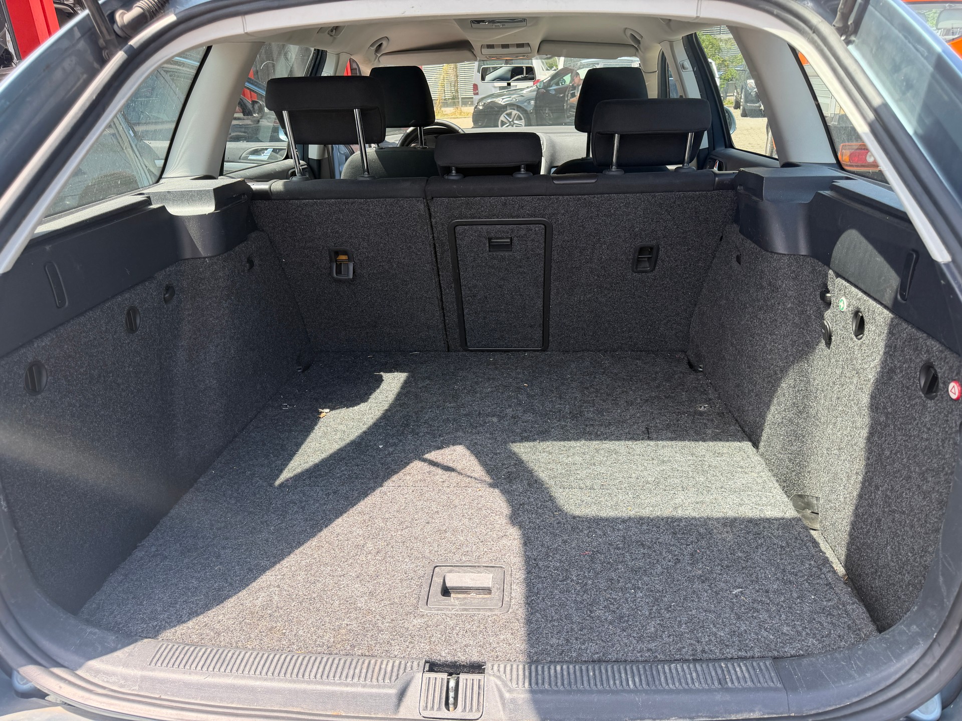 SKODA Octavia Combi 1.8 TSI Ambition 4x4-image-10