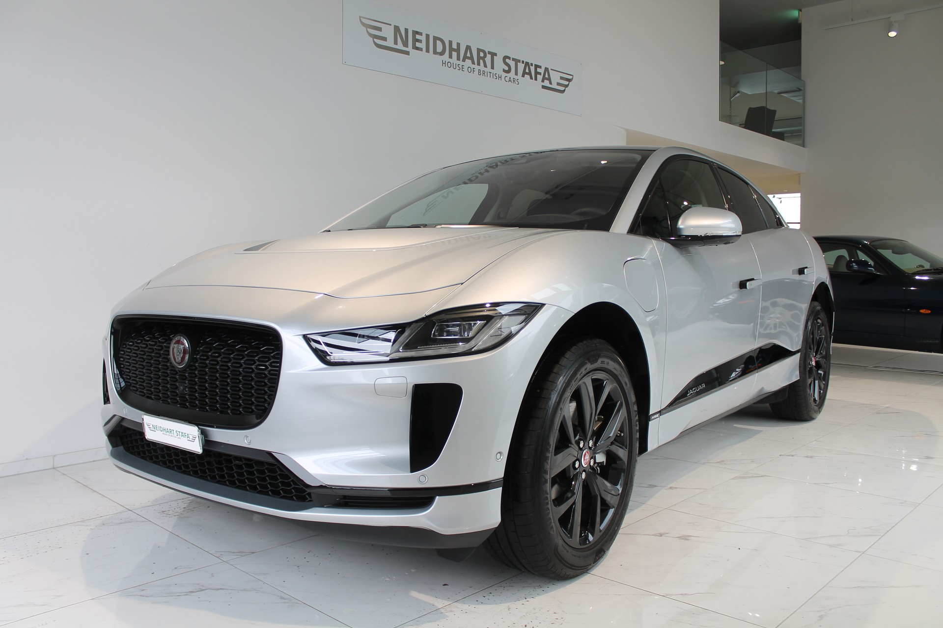JAGUAR I-Pace EV400 HSE AWD-showroom-element-1