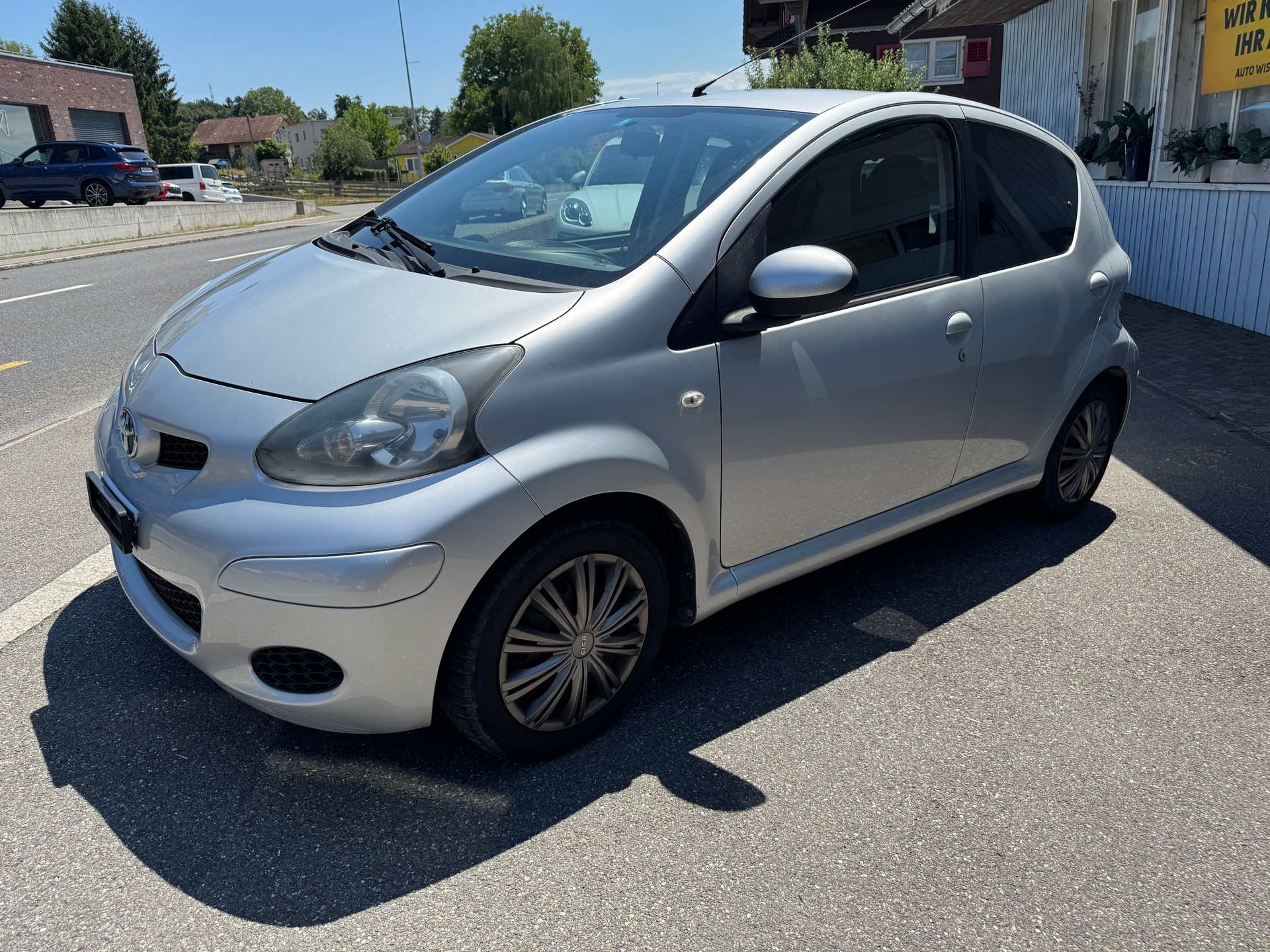 TOYOTA Aygo 1.0 easy-showroom-element-2
