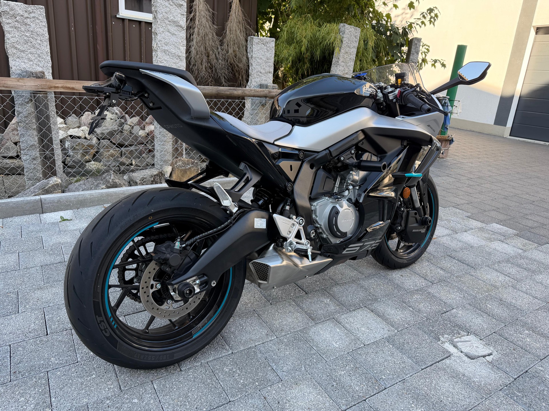 CF MOTO 675 SR-R 35KW-image-1