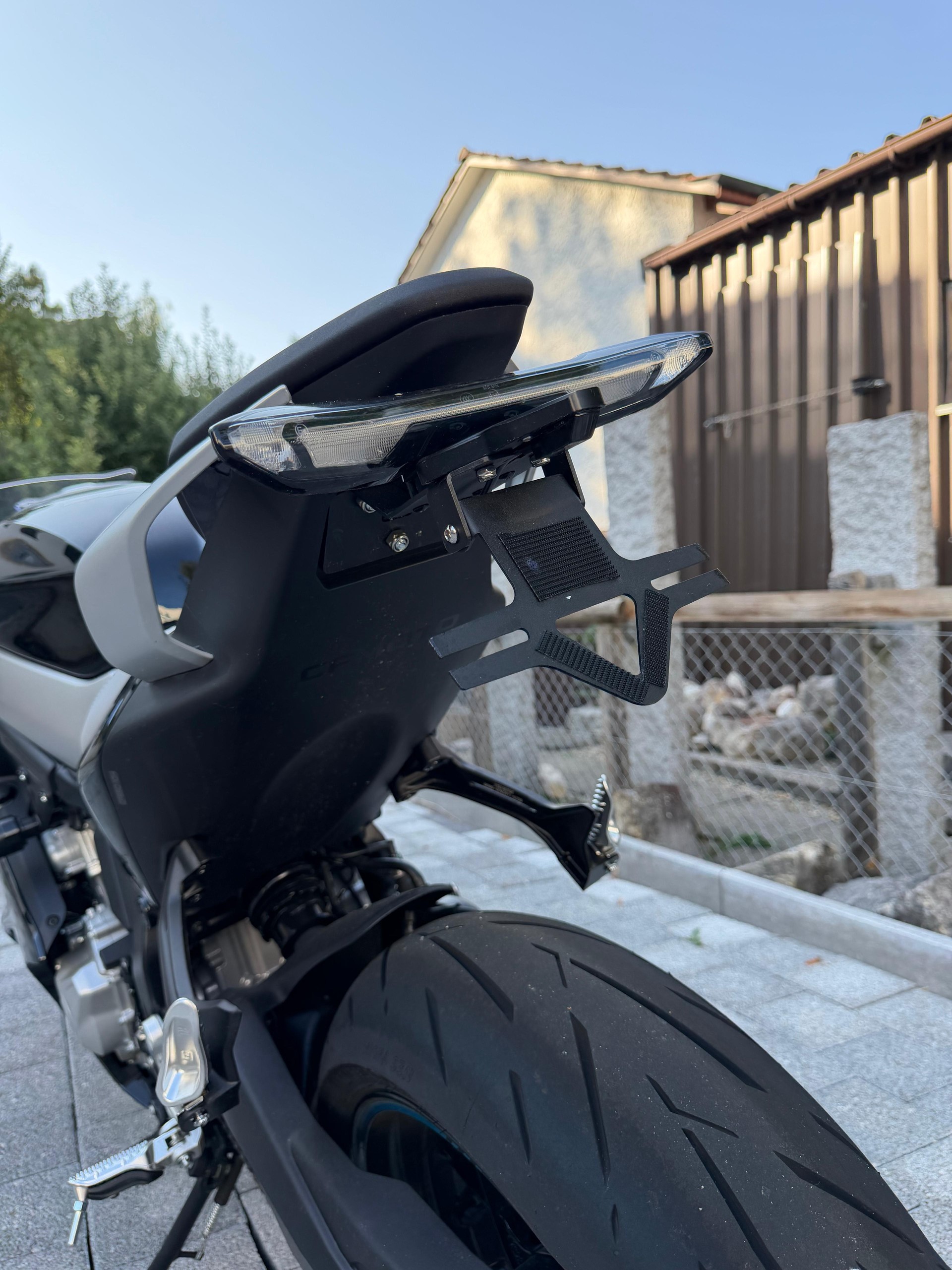 CF MOTO 675 SR-R 35KW-image-6