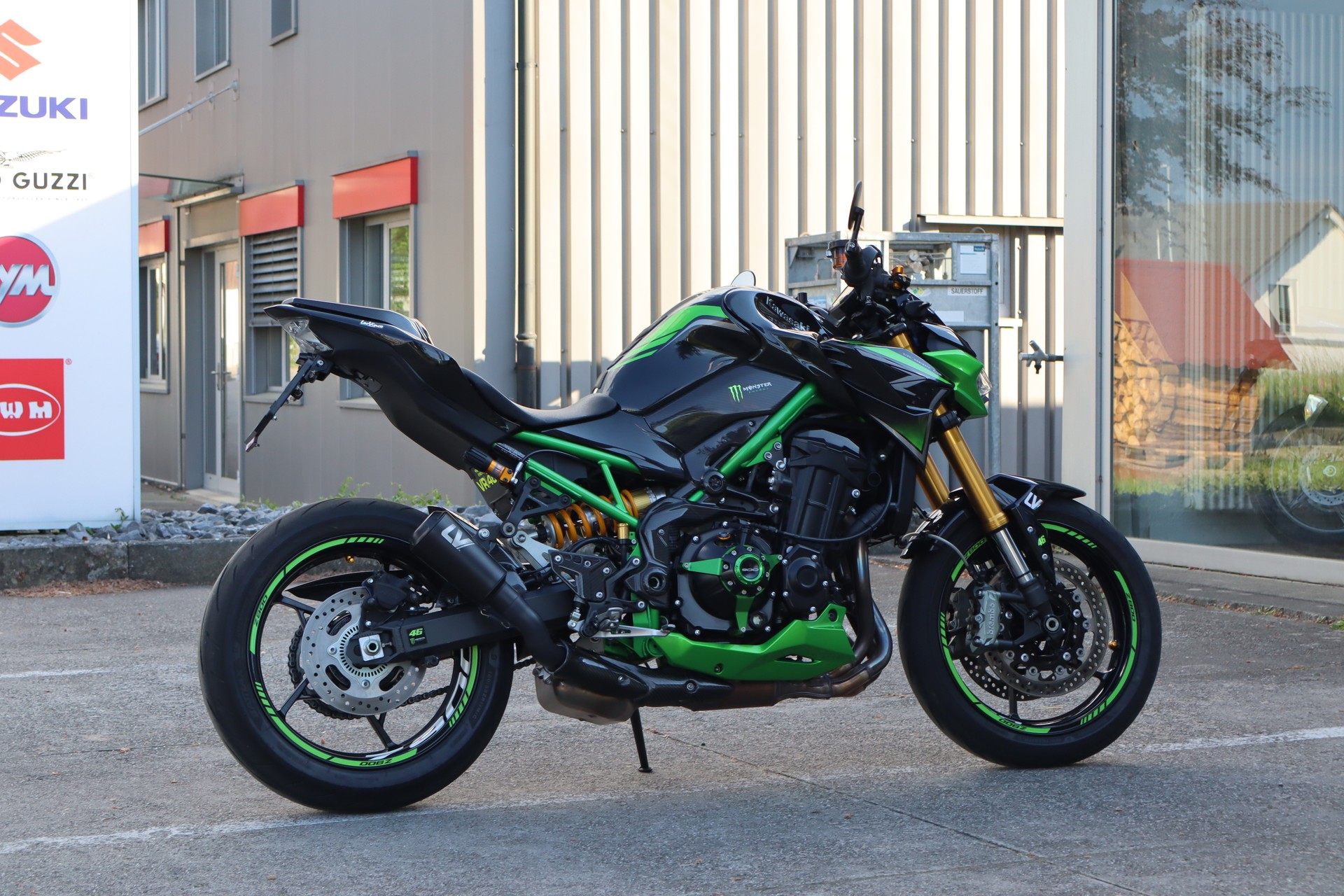 KAWASAKI Z 900SE-image-2