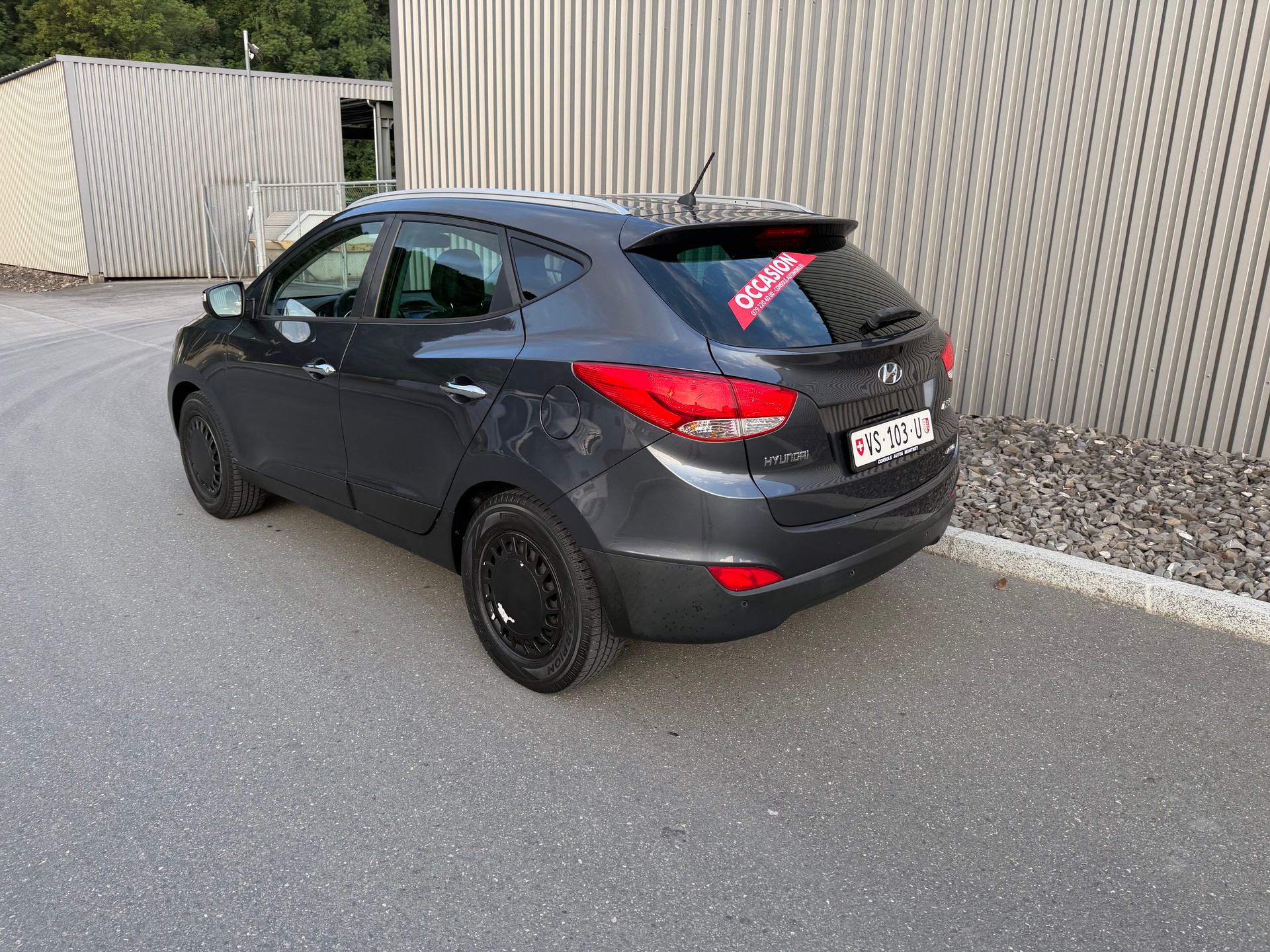 HYUNDAI iX 35 2.0 Premium 4WD Automatic-showroom-element-2