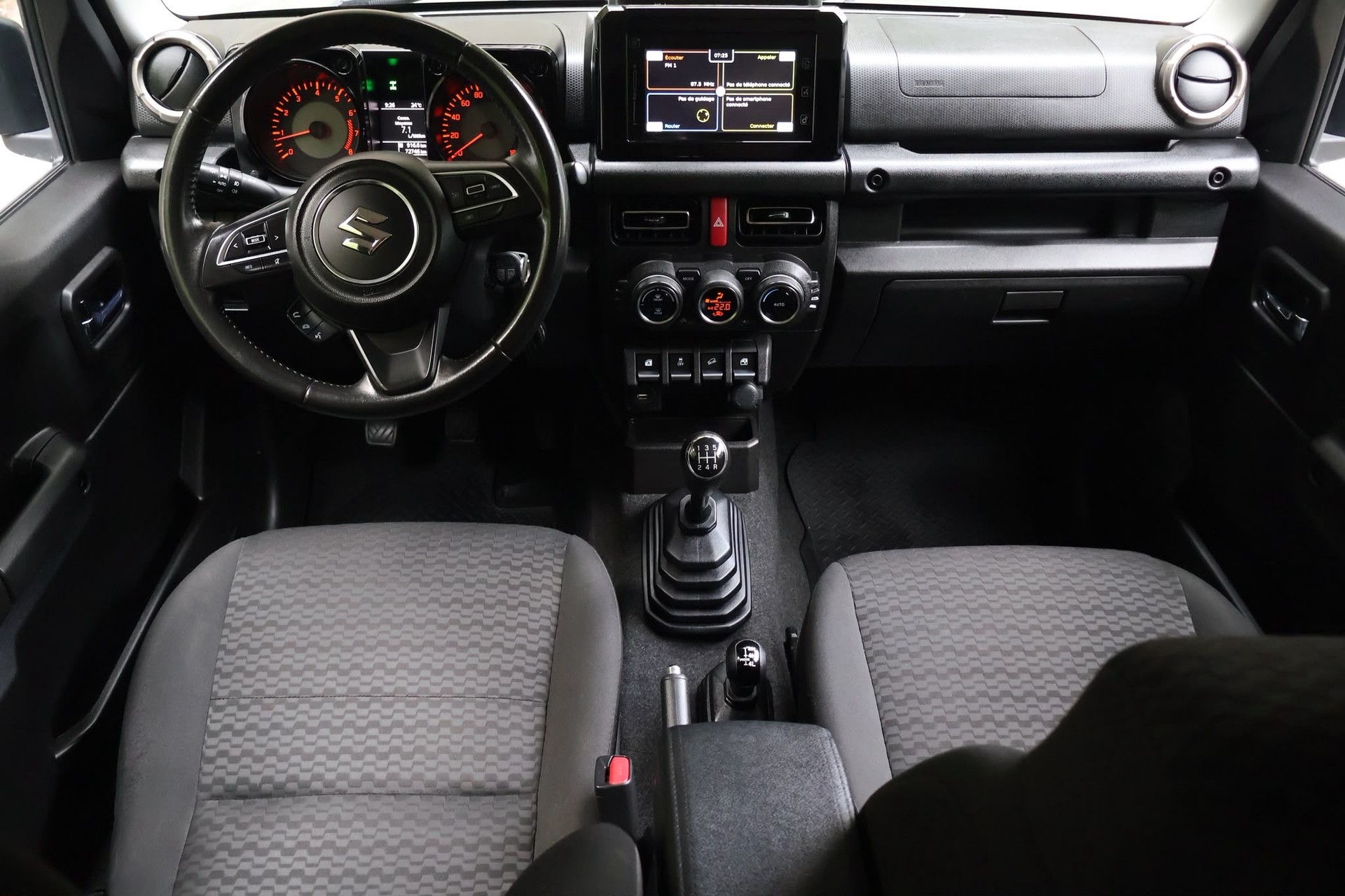 SUZUKI Jimny 1.5 Compact+ 4x4-image-9