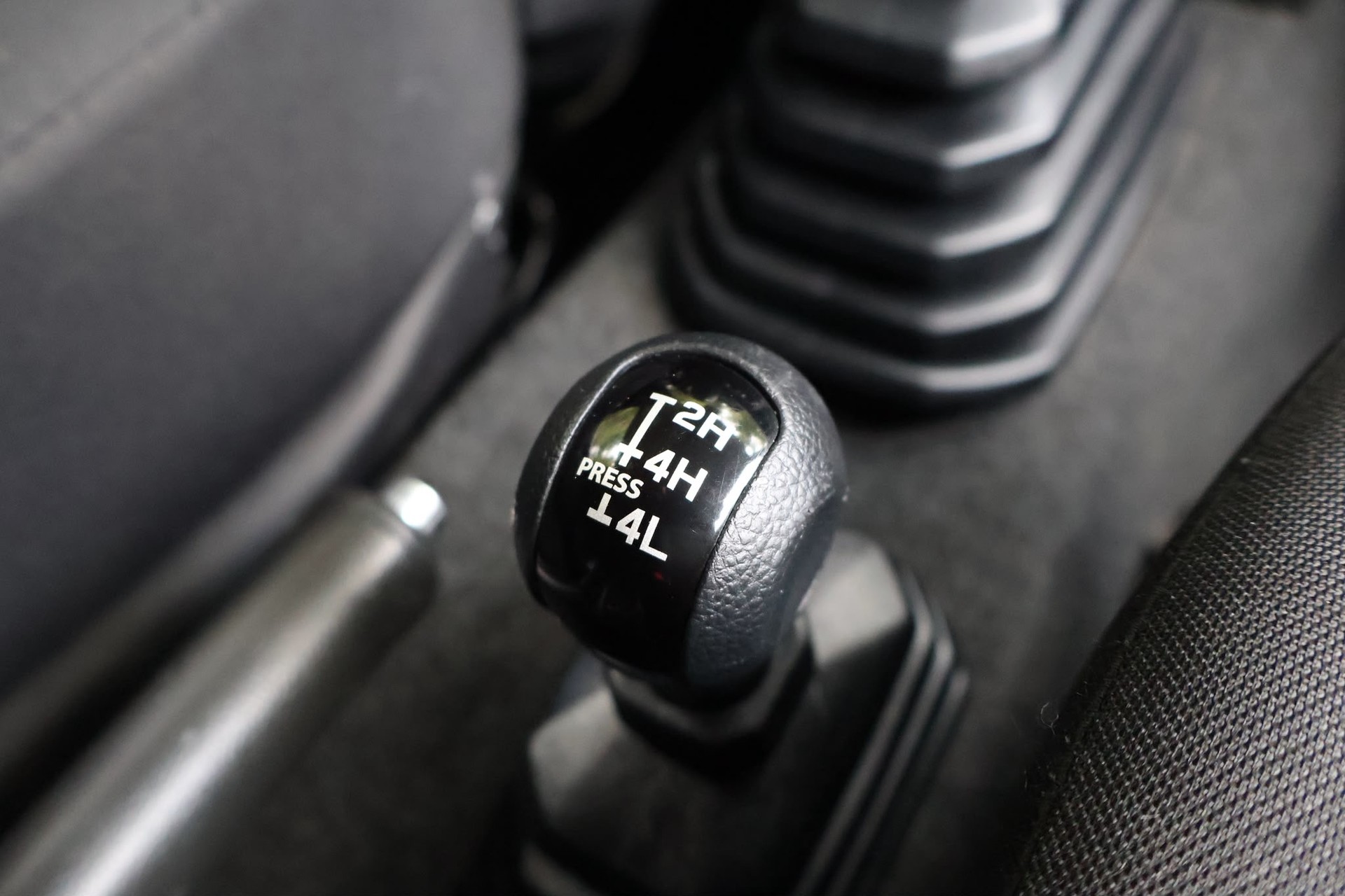 SUZUKI Jimny 1.5 Compact+ 4x4-image-5